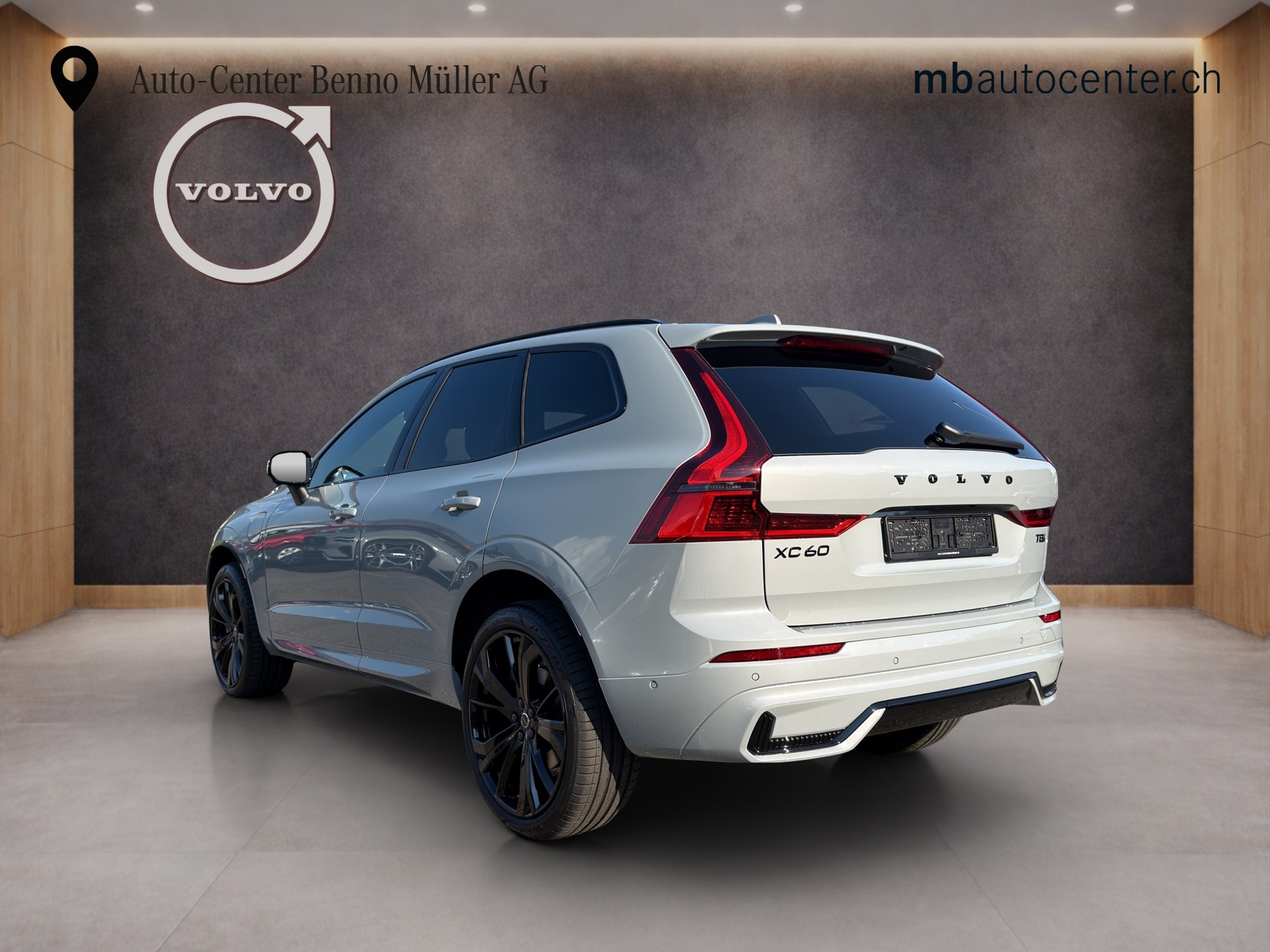 VOLVO XC60 2.0 T8 TE Black Edition eAWD-image-2
