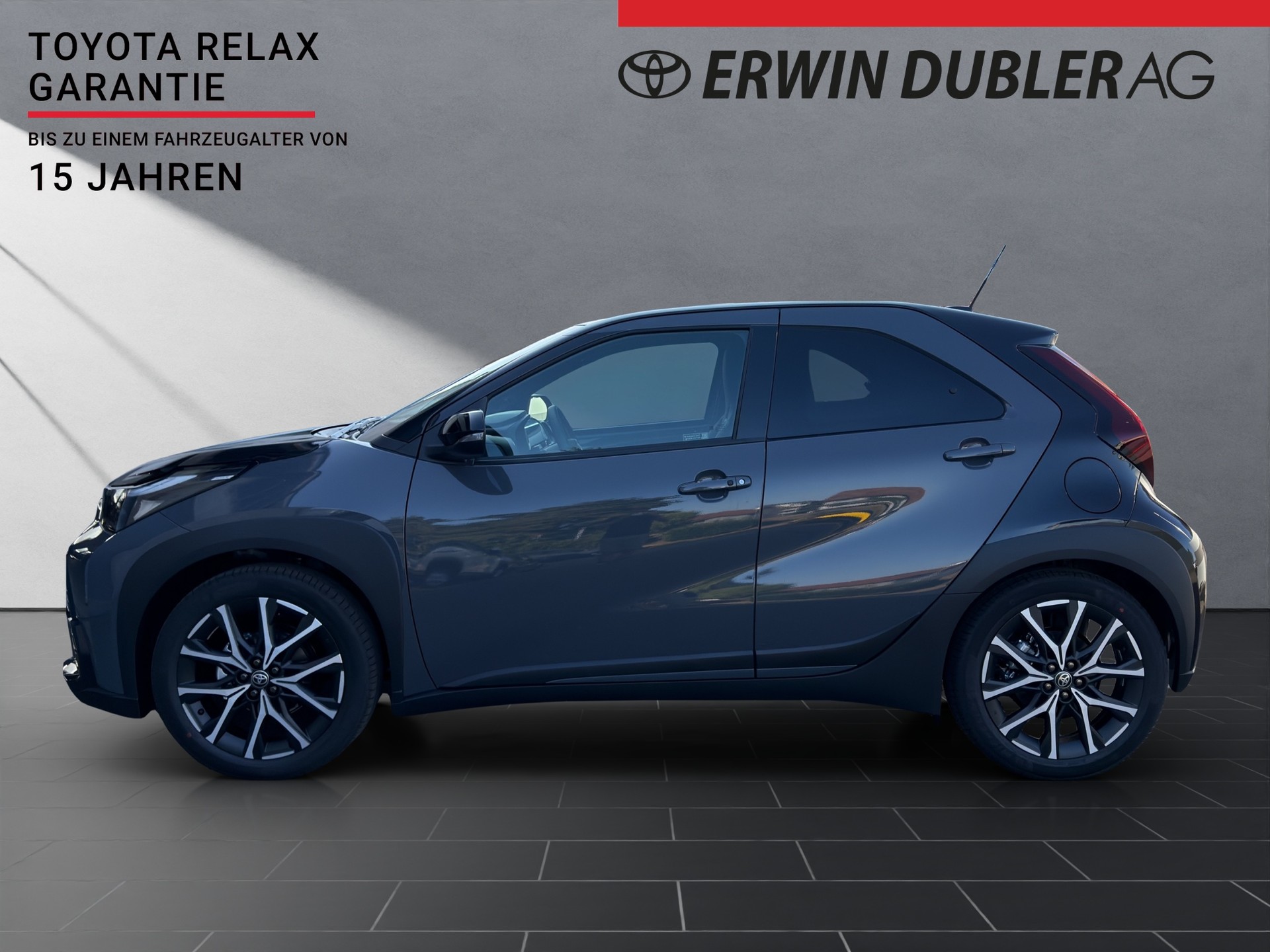 TOYOTA Aygo X 1.5 VVT-i HSD GR Sport-image-1