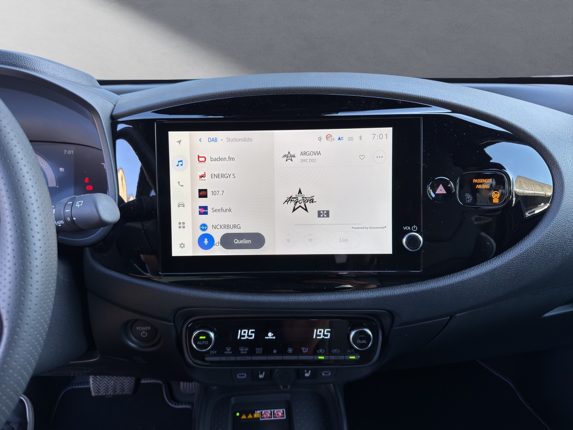 TOYOTA Aygo X 1.5 VVT-i HSD GR Sport-image-5