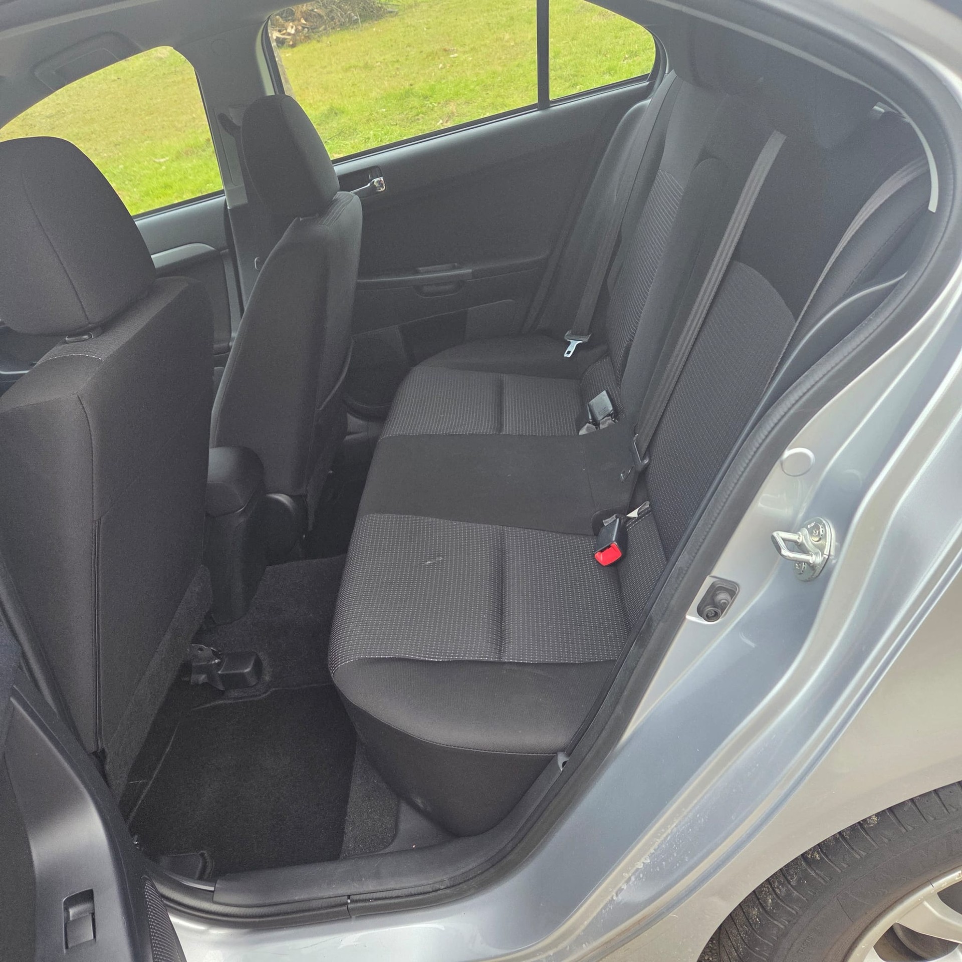 MITSUBISHI Lancer Sportback 1.8 Diamond CVT-image-8