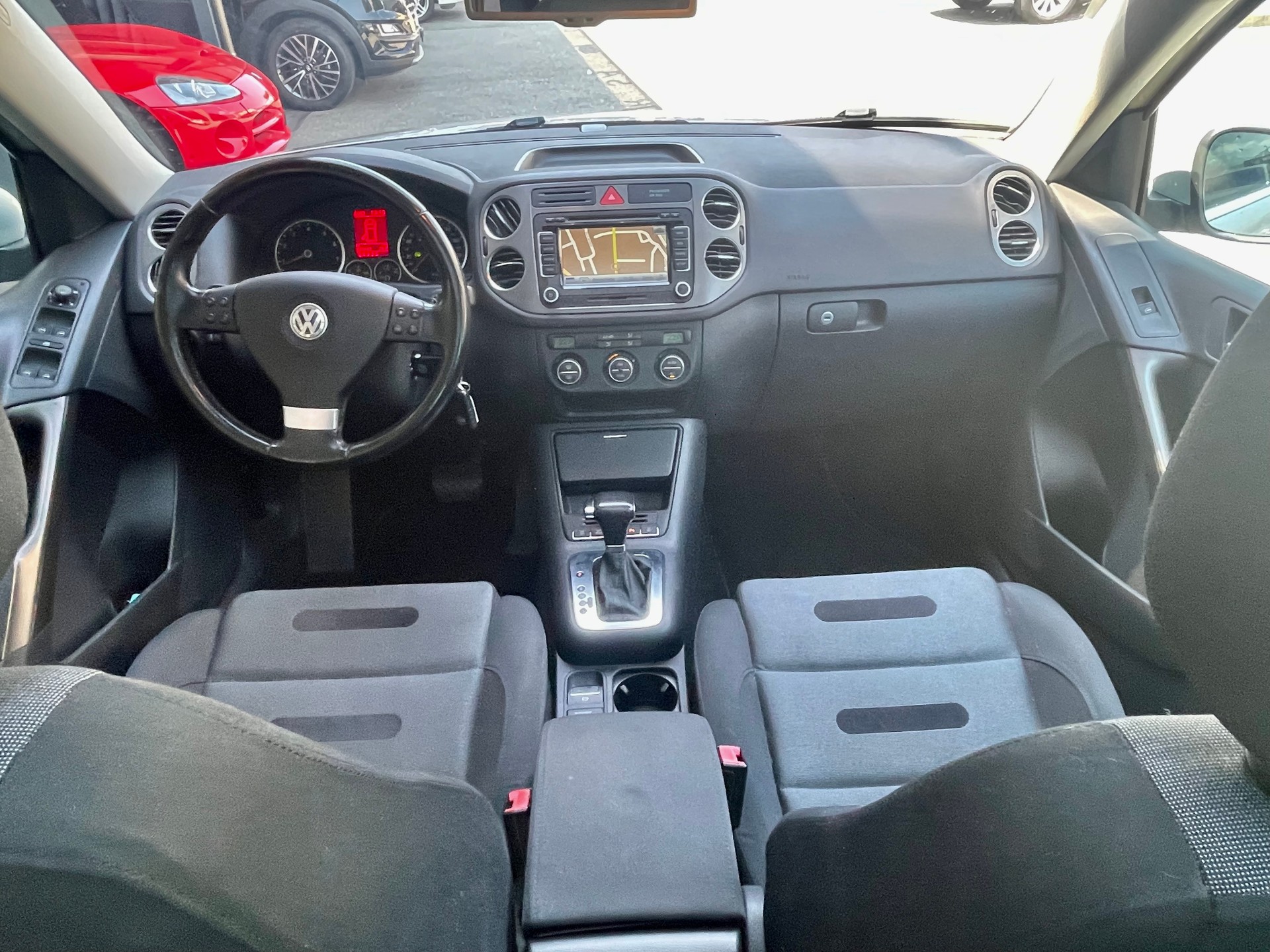 VW Tiguan 2.0 TSI Sport&Style Tiptronic-image-6