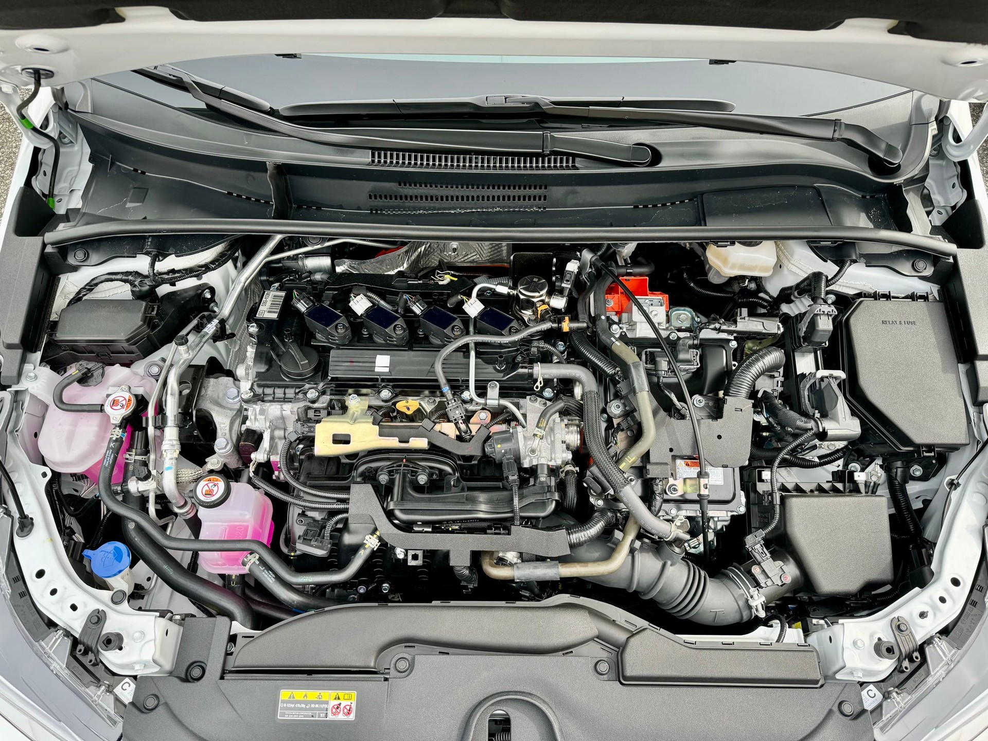 TOYOTA 2.0 HSD Premium-image-2