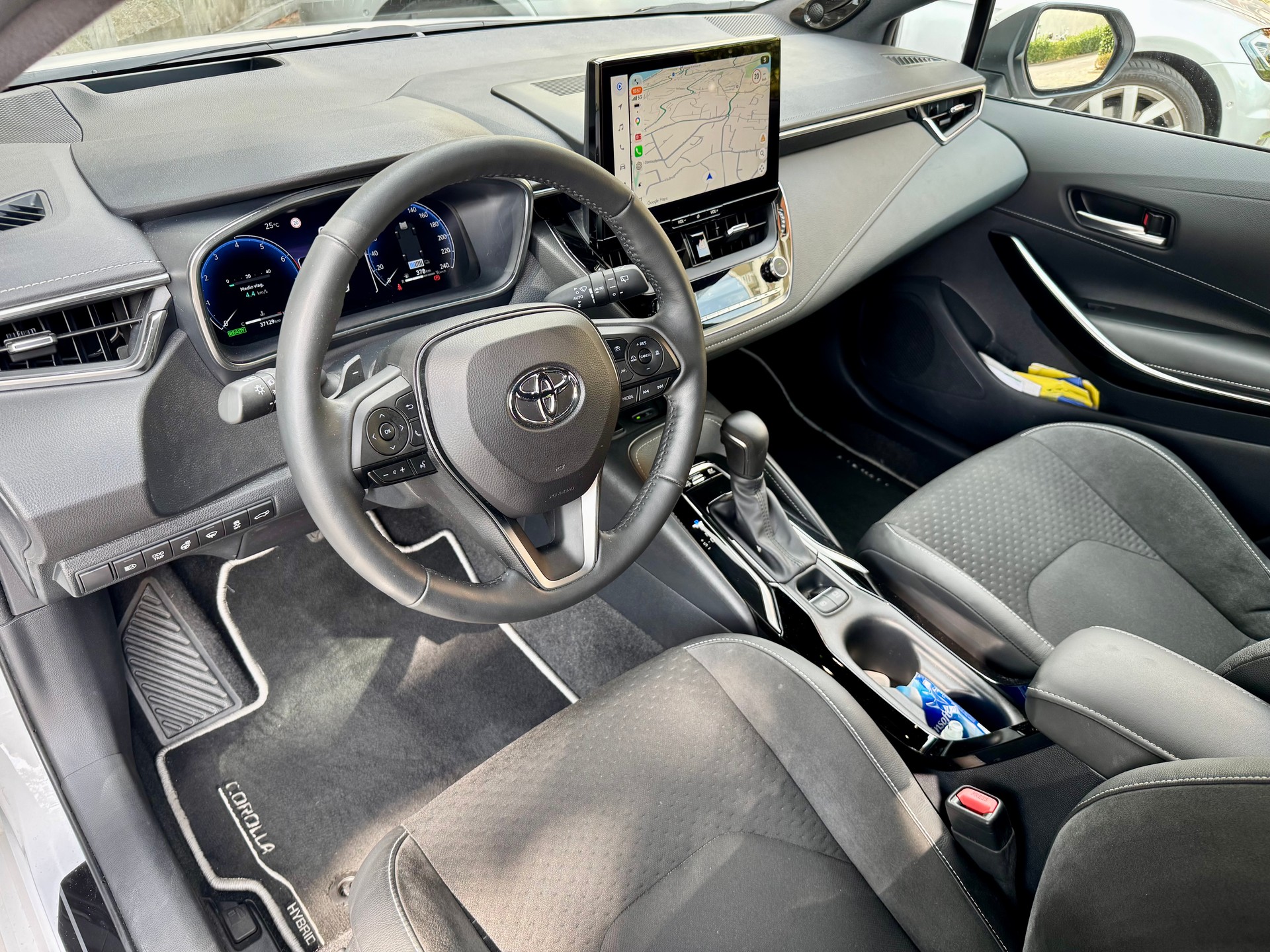 TOYOTA 2.0 HSD Premium-image-3