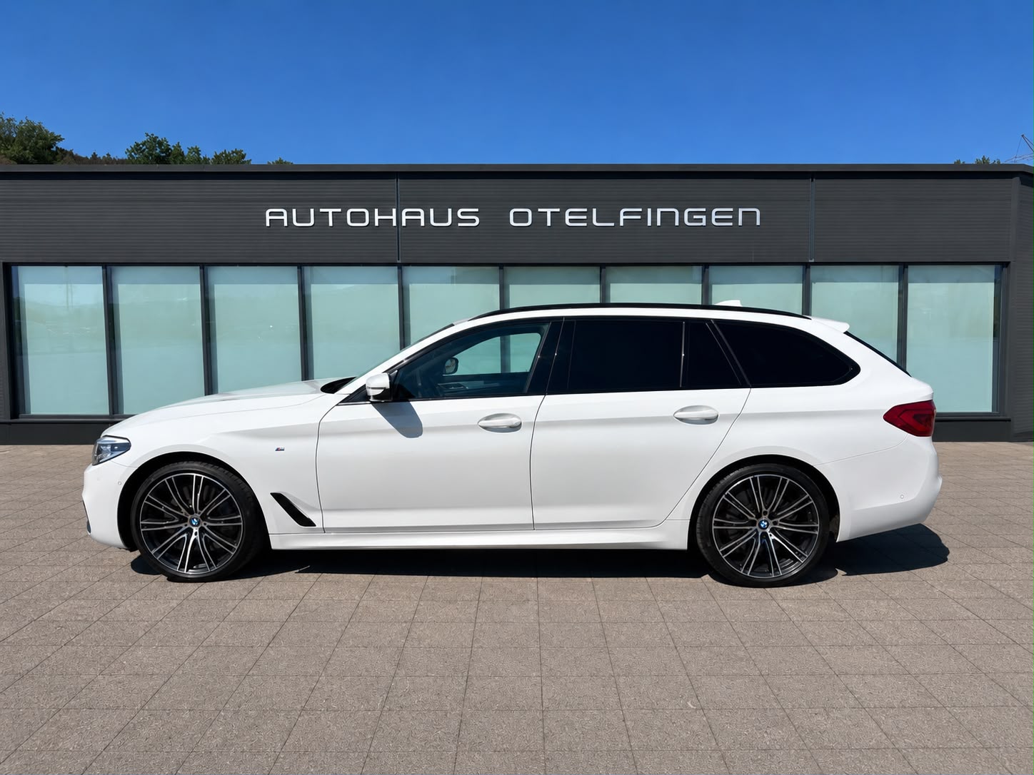 BMW 540i xDrive SAG Touring