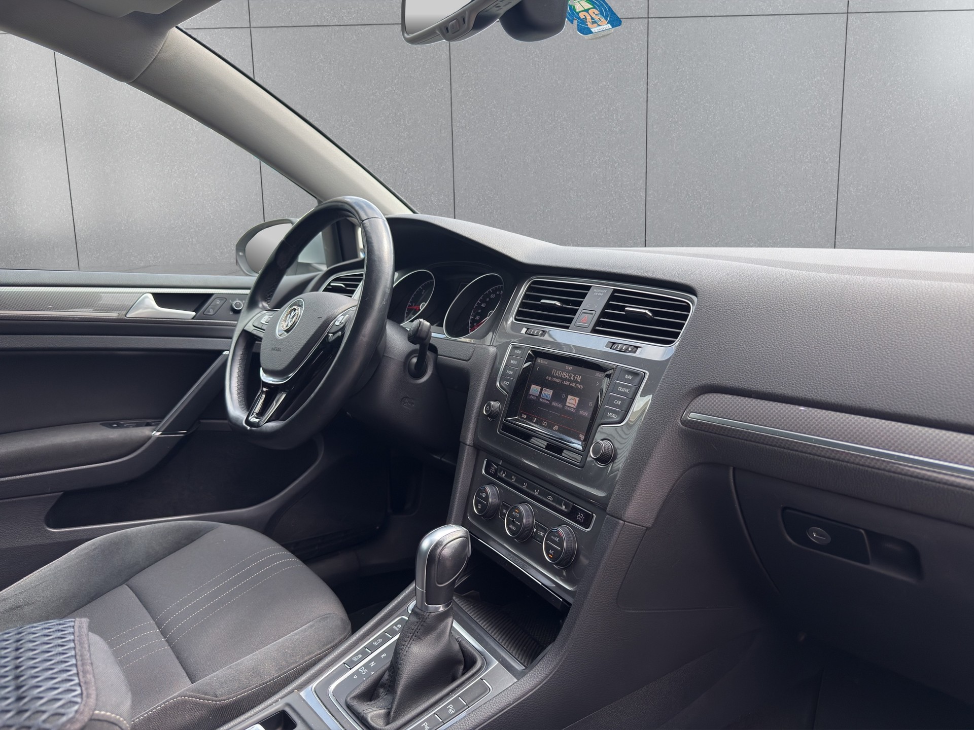 VW Golf 2.0 TDI Alltrack 4Motion DSG-image-7