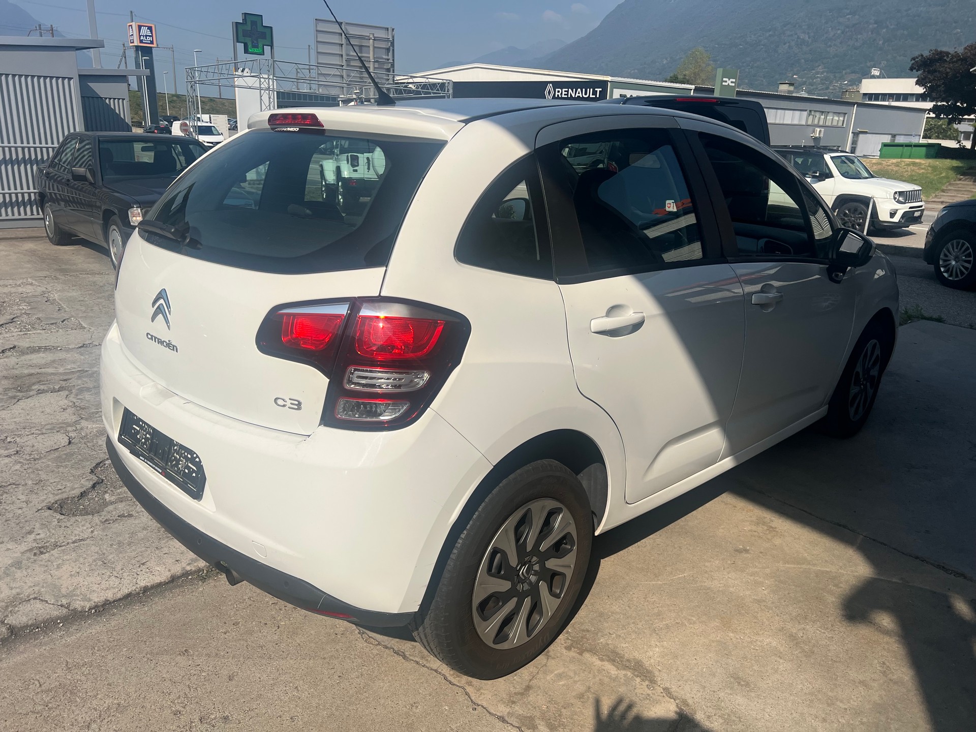 CITROEN C3 1.2i Séduction-image-3