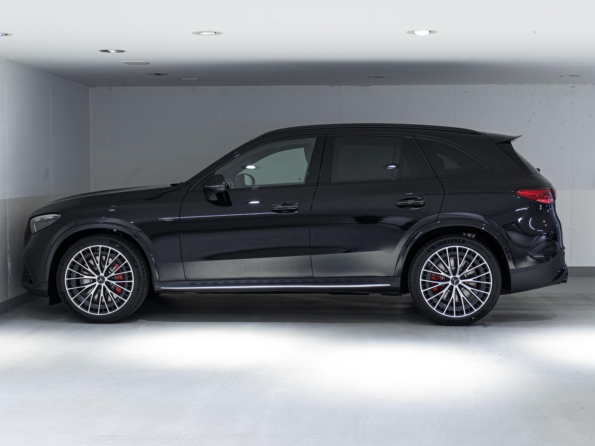 MERCEDES-BENZ GLC 53 AMG 4MATIC+-image-4