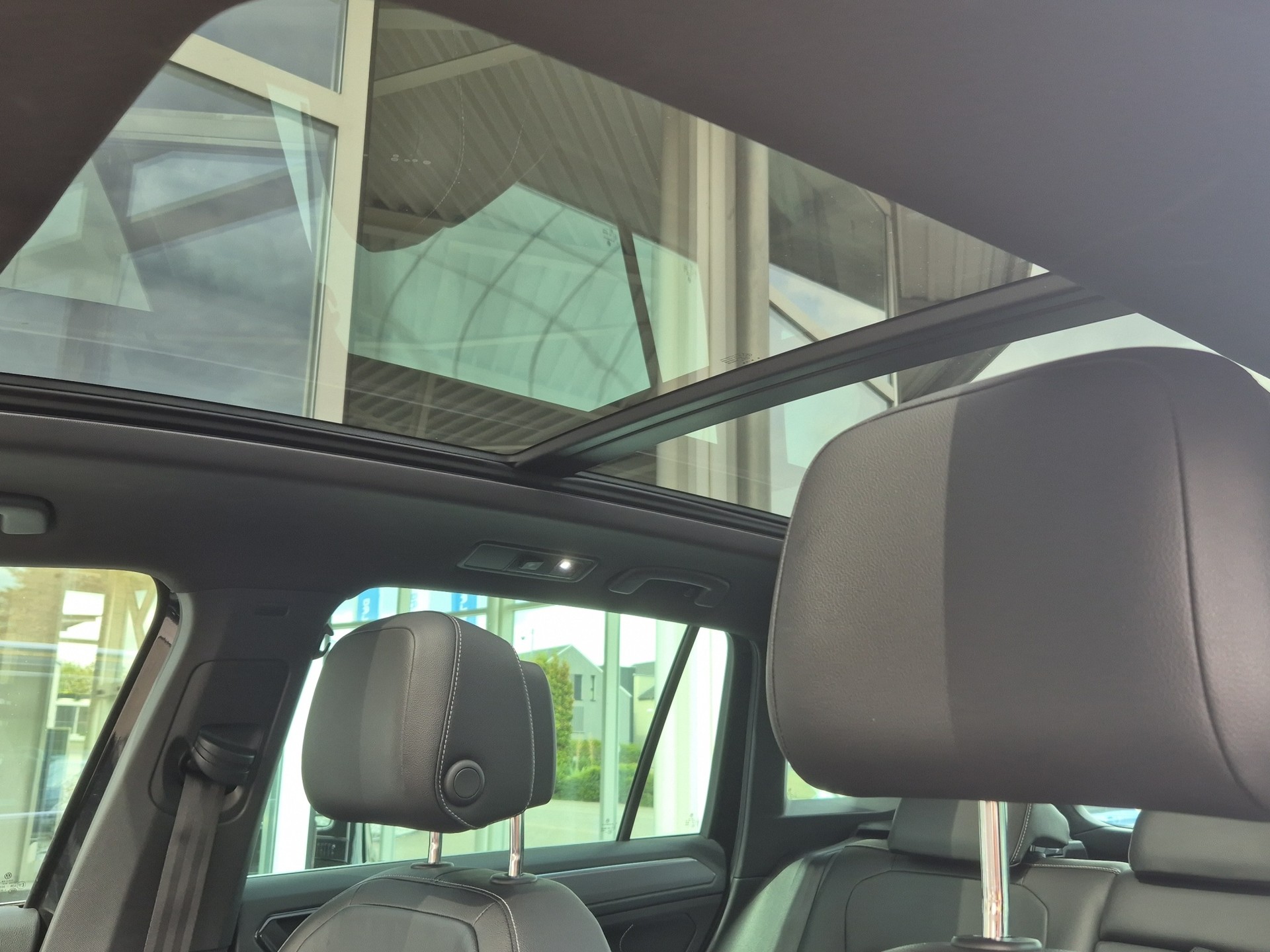 VW Tiguan 2.0 TDI SCR Highline 4Motion DSG-image-20