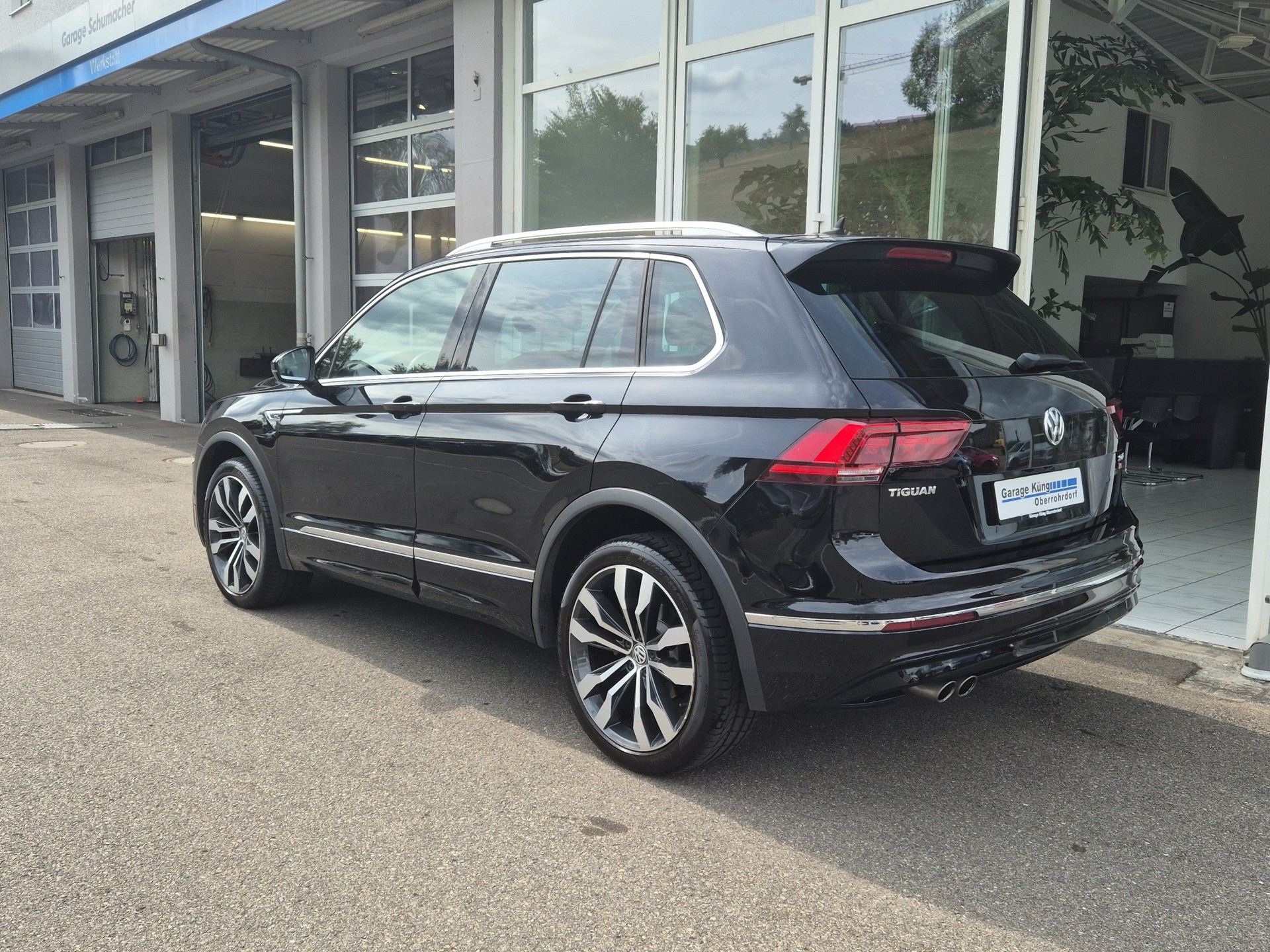 VW Tiguan 2.0 TDI SCR Highline 4Motion DSG-image-4