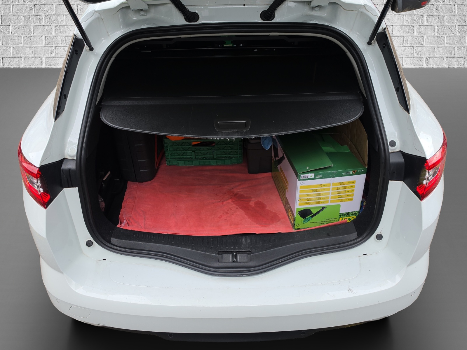 RENAULT Mégane Grandtour 1.5 dCi Business Line-image-18