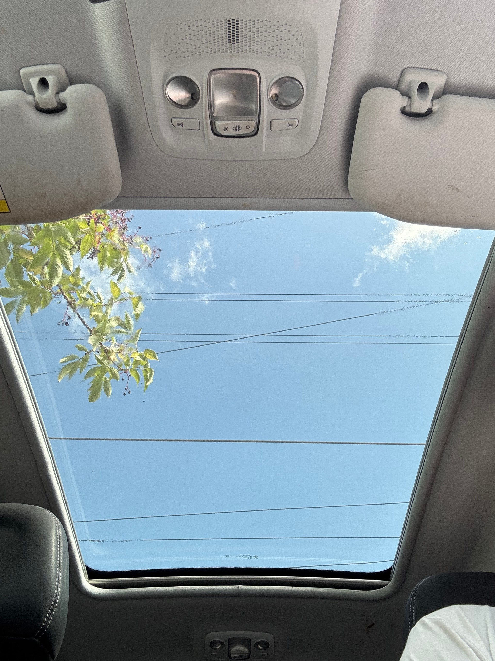 PEUGEOT 2008 1.6 VTI Allure-image-12