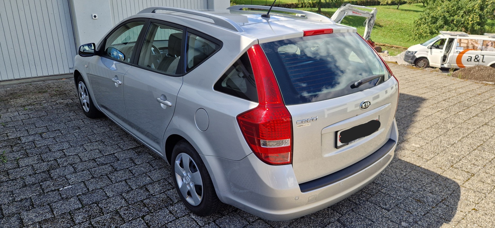 KIA 1.6 CVVT Seven-image-3
