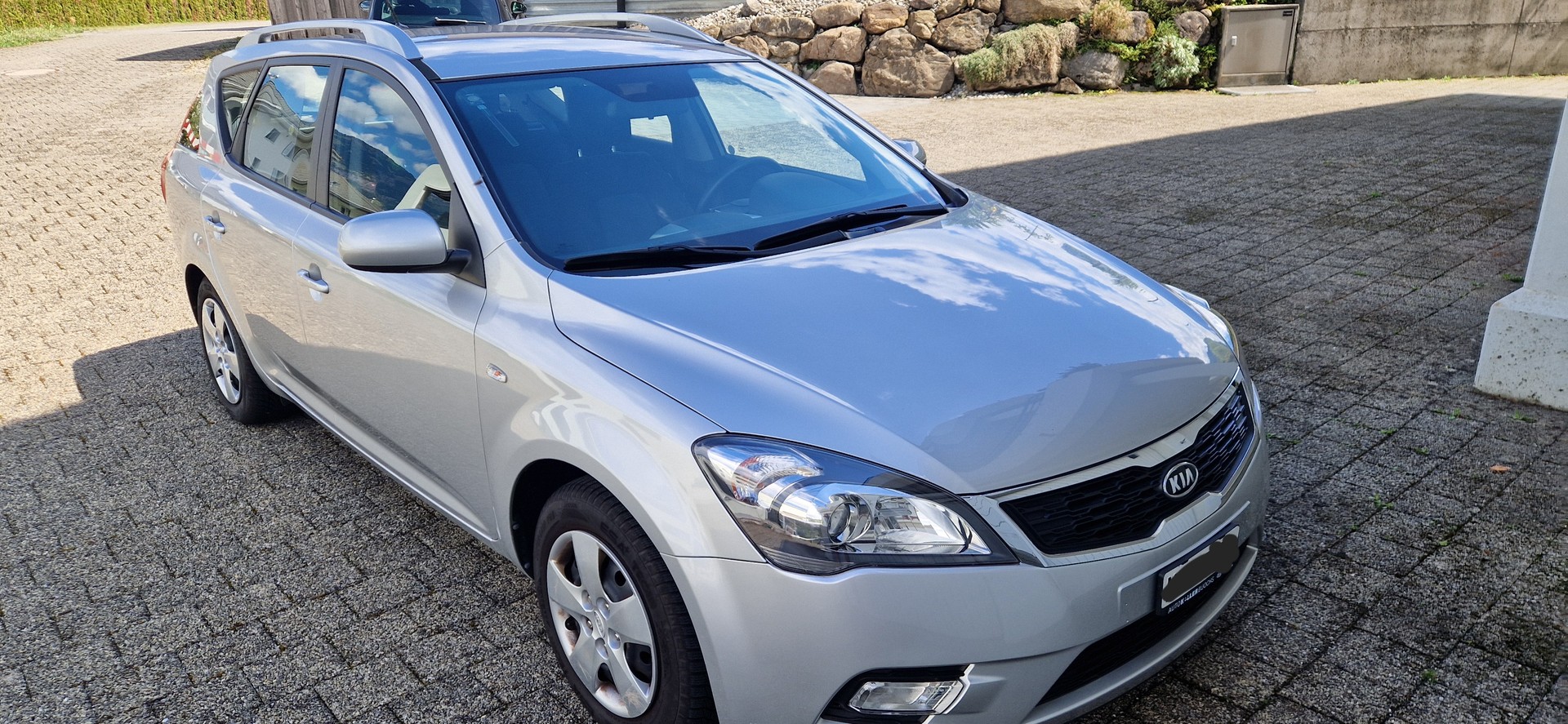 KIA 1.6 CVVT Seven-image-1