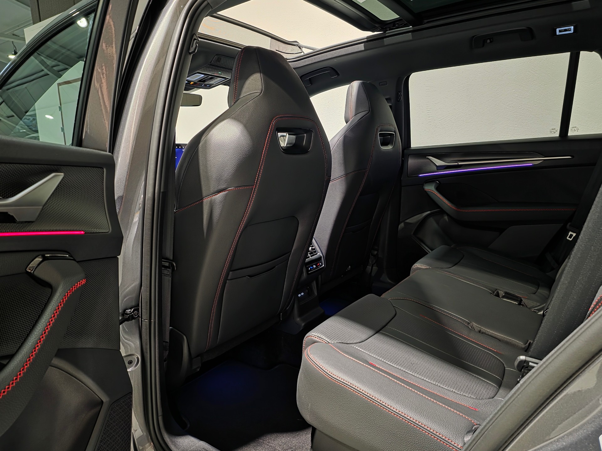 SKODA Kodiaq 2.0 TSI RS 4x4-image-19
