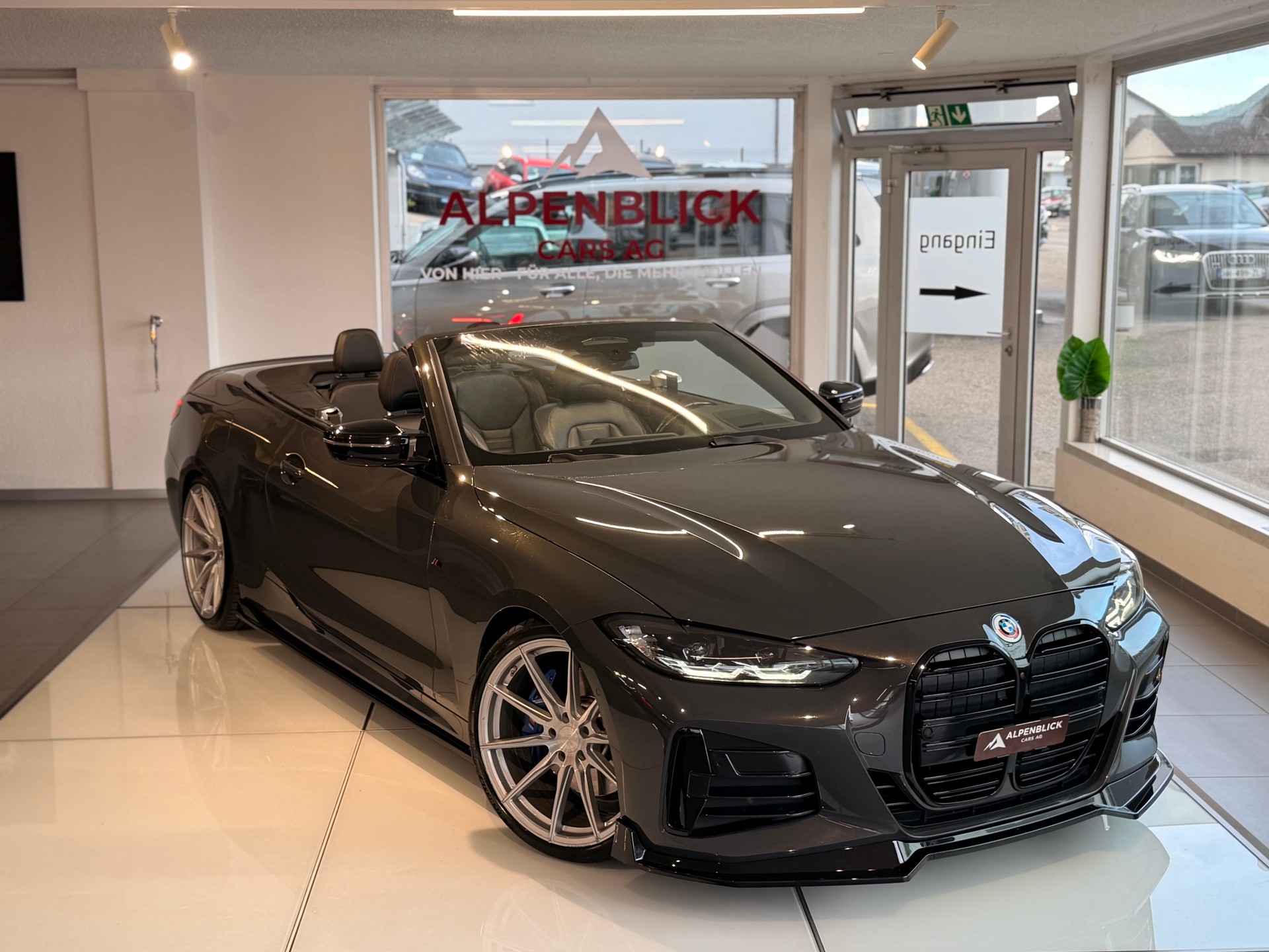 BMW M440i xDrive 48V Cabriolet Steptronic-image-1