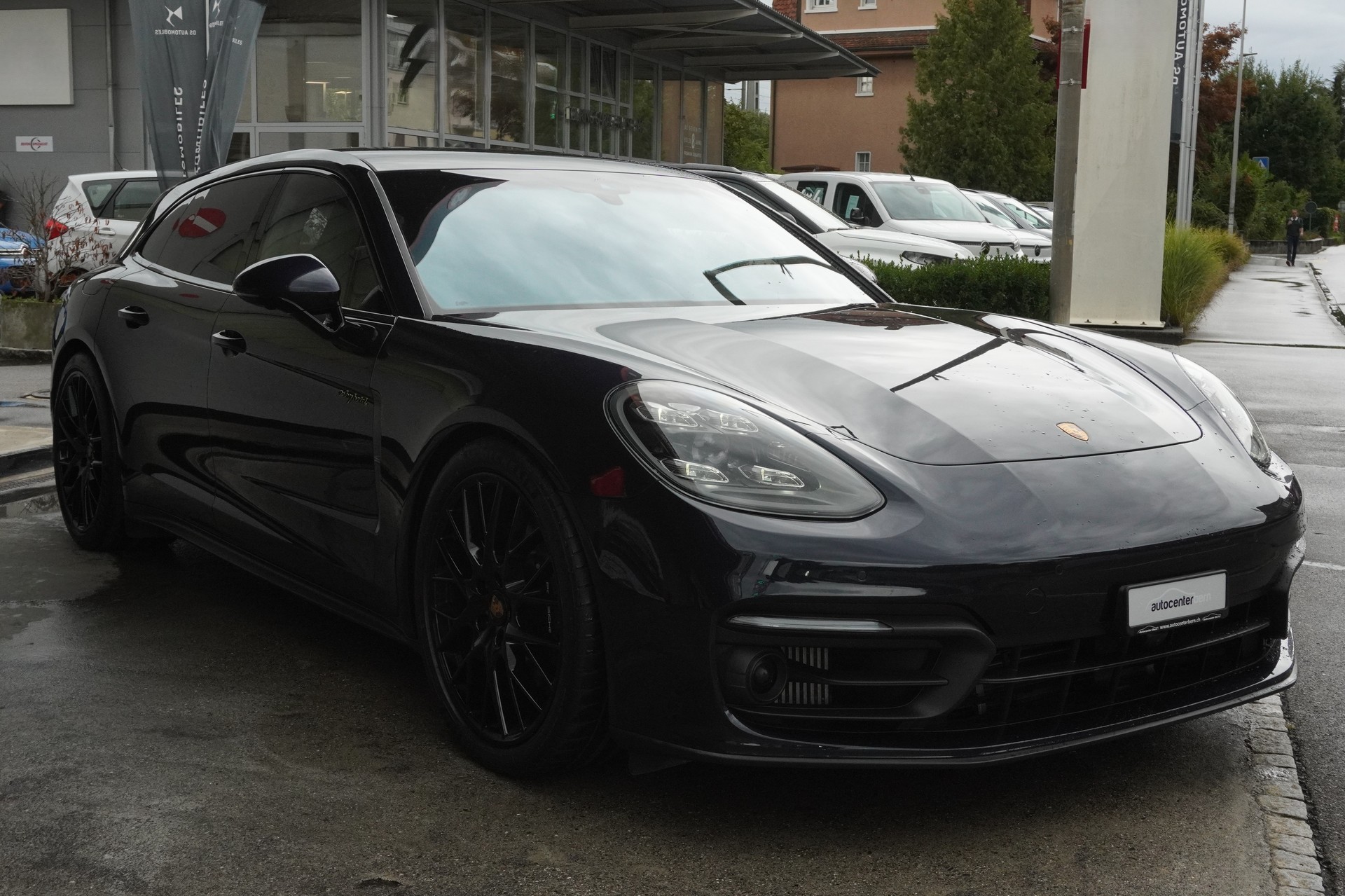 PORSCHE Panamera 4S E-Hybrid PDK-image-3