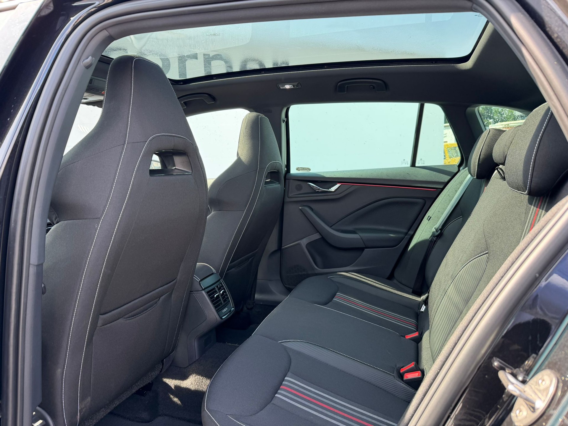 SKODA Scala 1.5 TSI Monte Carlo DSG-image-7