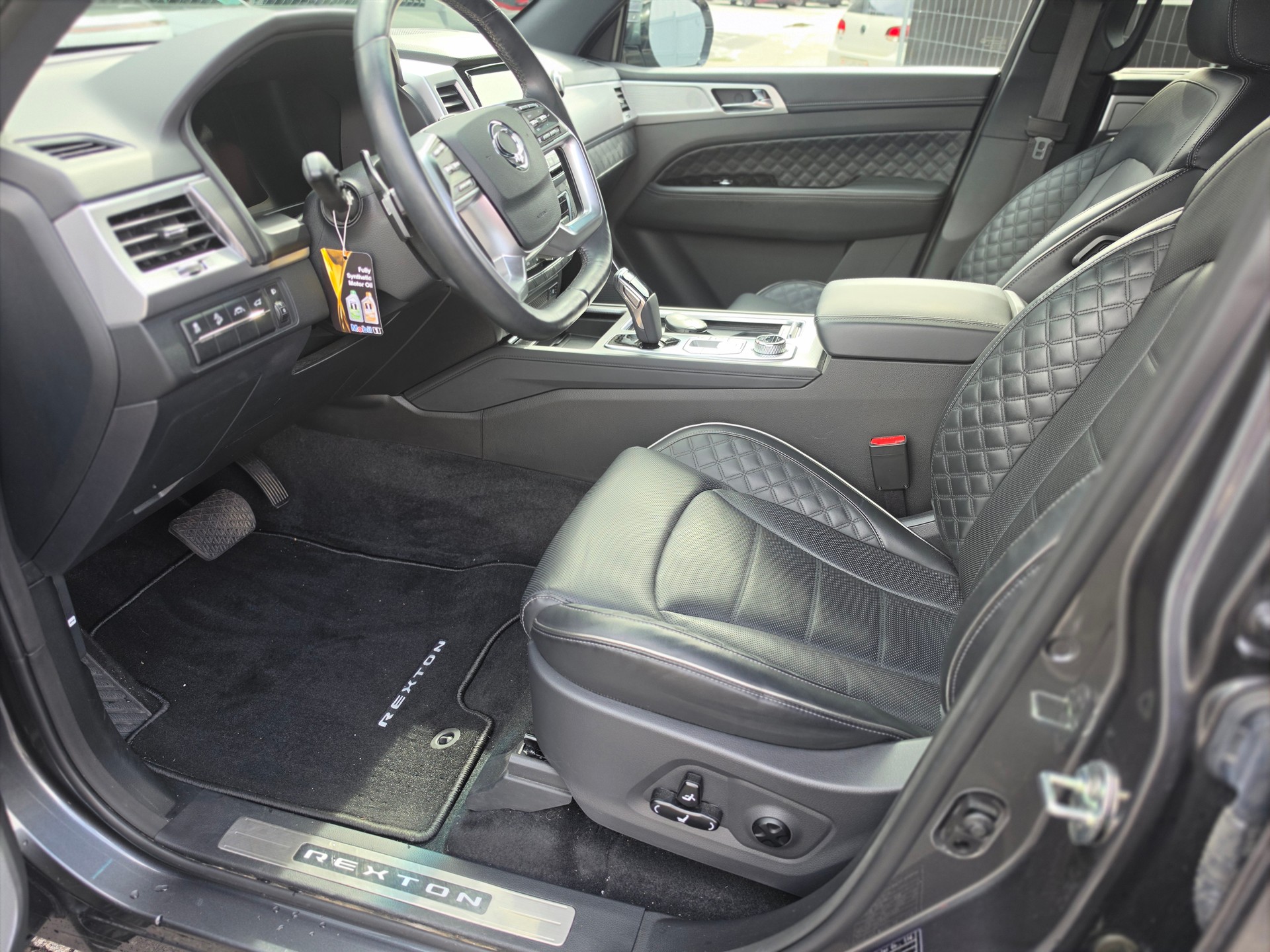 KGM-SsangYong Rexton 2.2 Sapphirel 4WD-image-2
