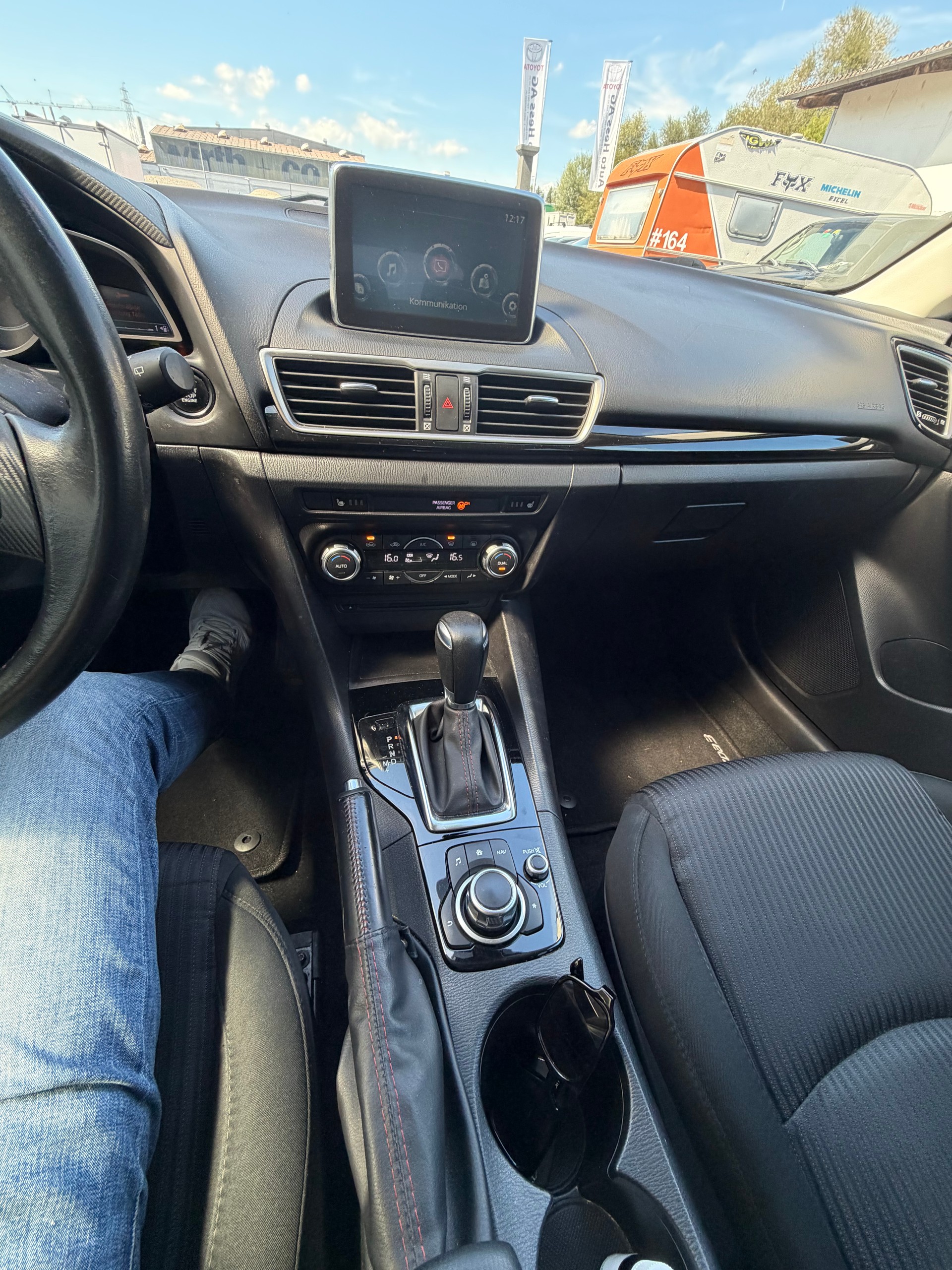 MAZDA 3 1.5 16V CD Revolution Activematic-image-6