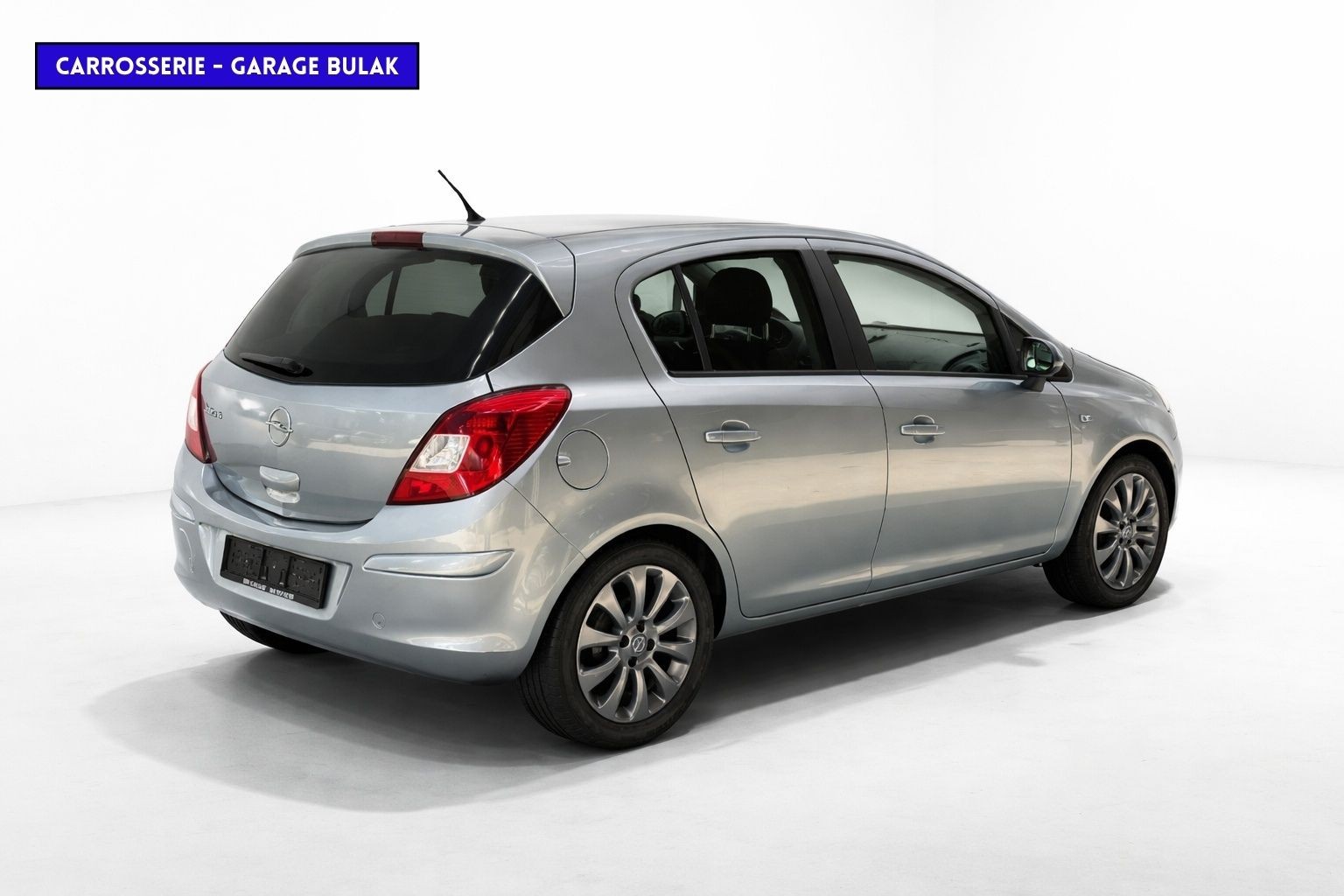 OPEL Corsa 1.4 TP Anniversary-image-4