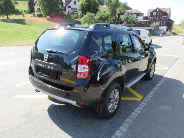 DACIA Duster 1.5 dCi Ambiance 4x4-image-2