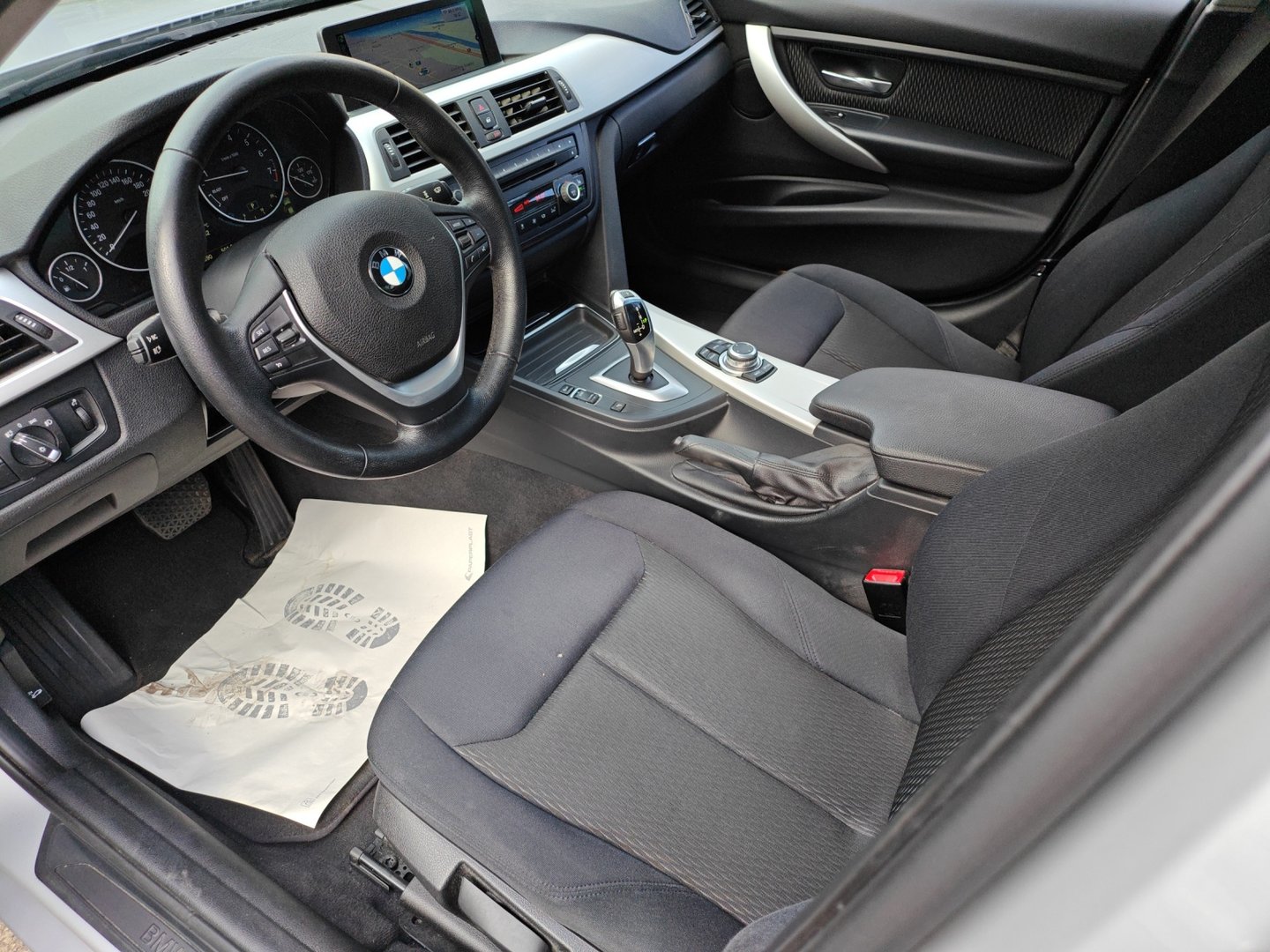 BMW 320i xDrive Steptronic – 184 ch – ACC, PDC, 6,5 l/100 km [Expertisé + Garantie 12 mois]-image-13