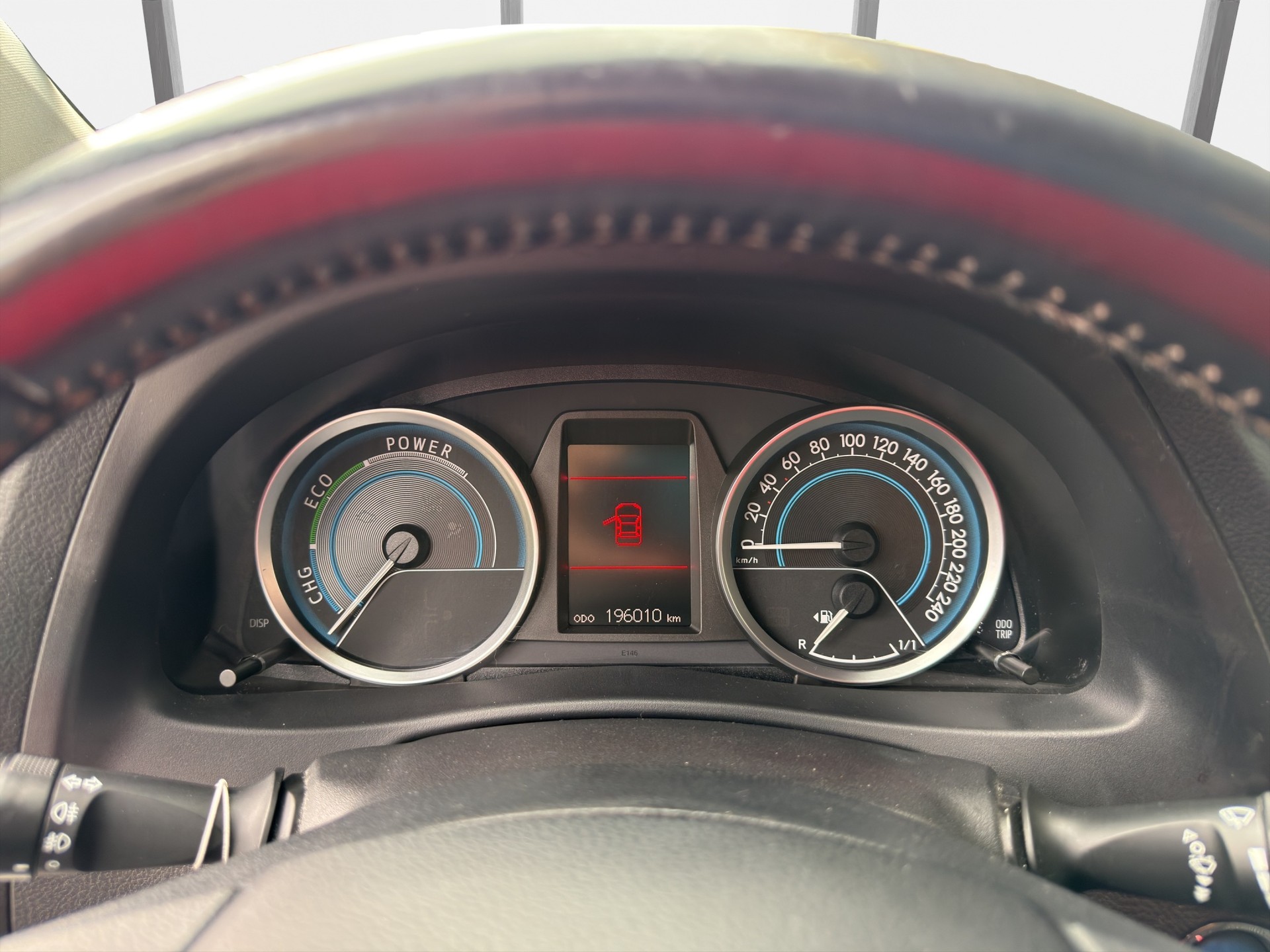 TOYOTA Auris Touring Sports 1.8 16V HSD Linea Luna-image-14