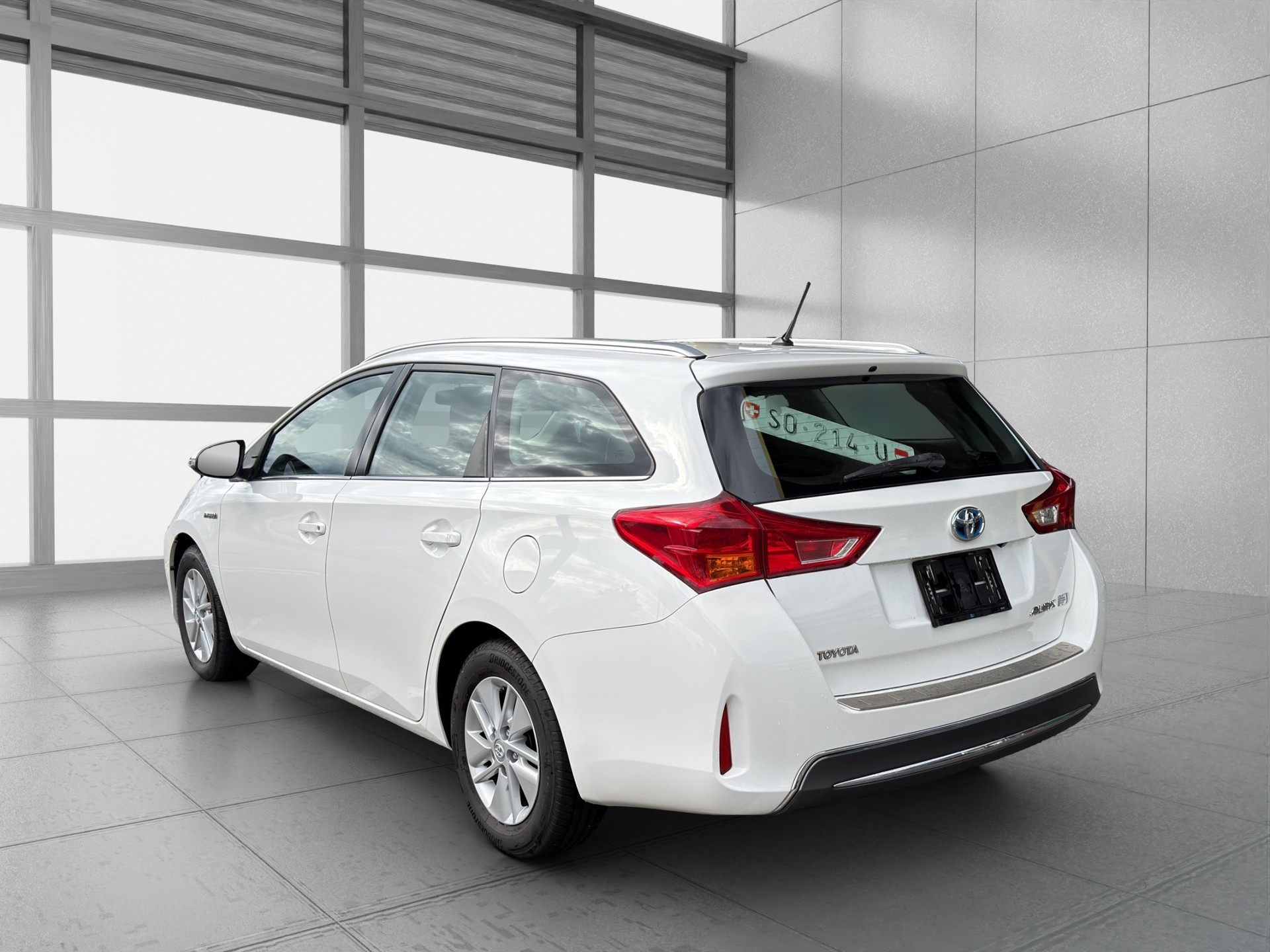 TOYOTA Auris Touring Sports 1.8 16V HSD Linea Luna-image-6
