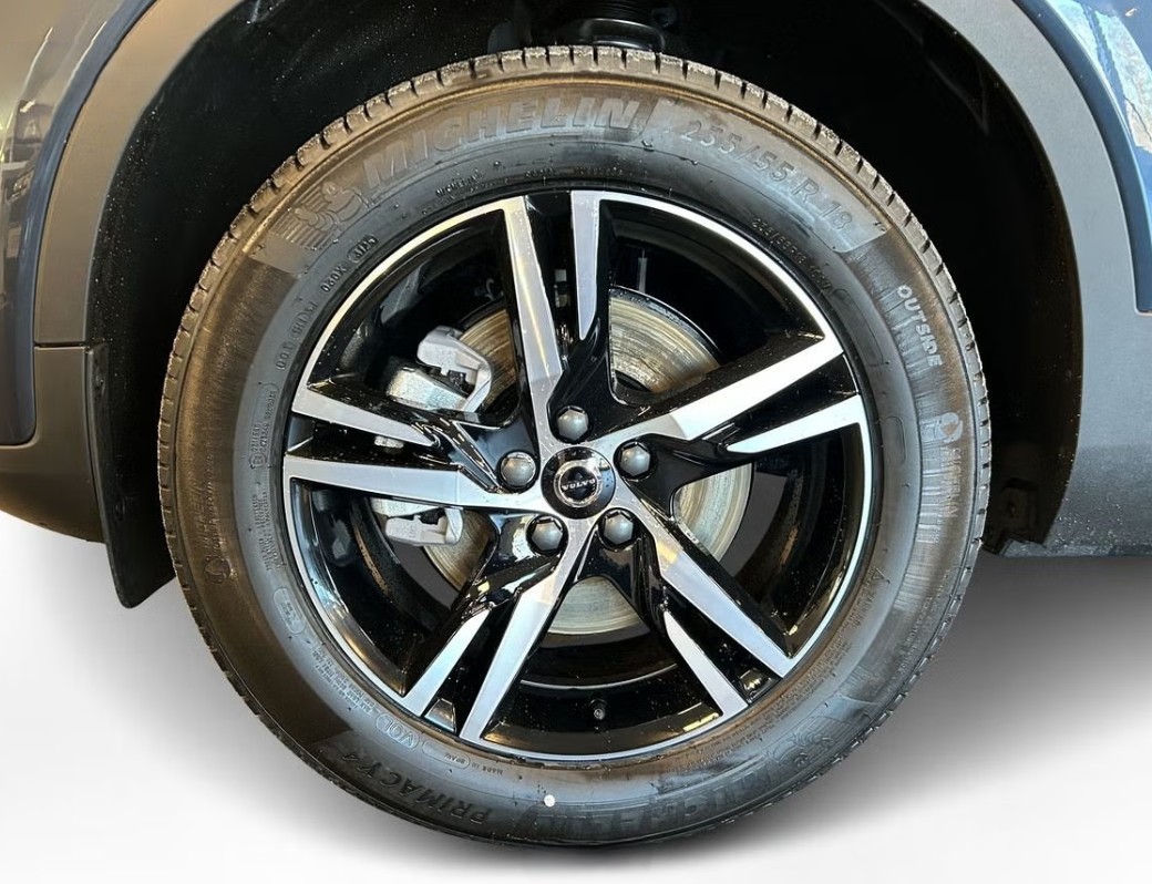 VOLVO XC40 B3 Benzin Mild Hybrid Plus Dark DCT-image-10