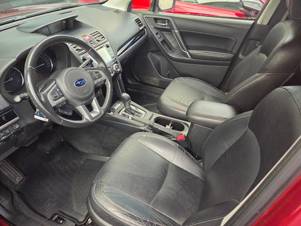 SUBARU Forester 2.0i Executive Lineartronic-image-7