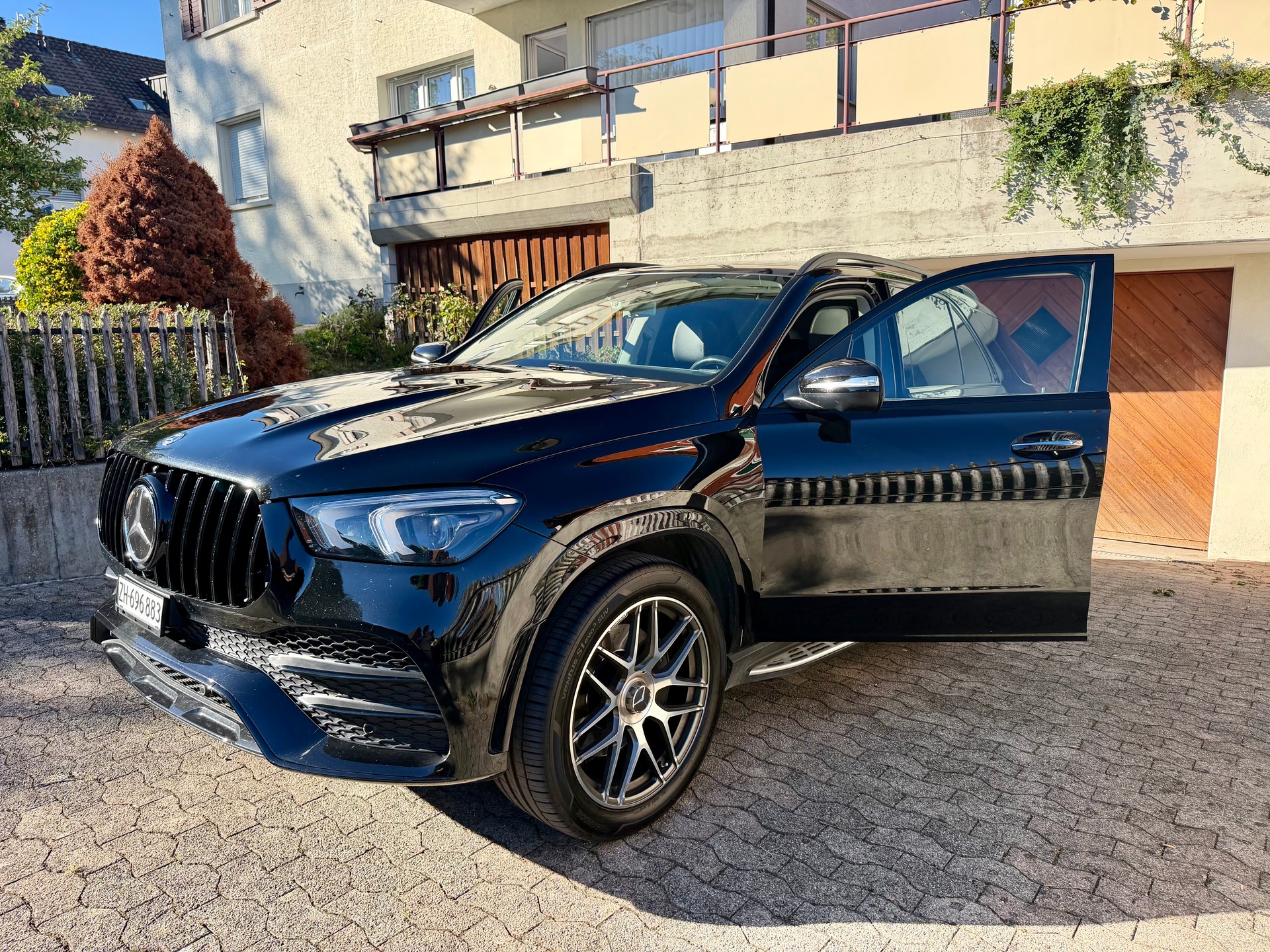 MERCEDES-BENZ GLE 400 d AMG Line 4matic, 7-Plätzer, AHK.3.5t, 8 AMG- Felgen-Kompletträder-image-1