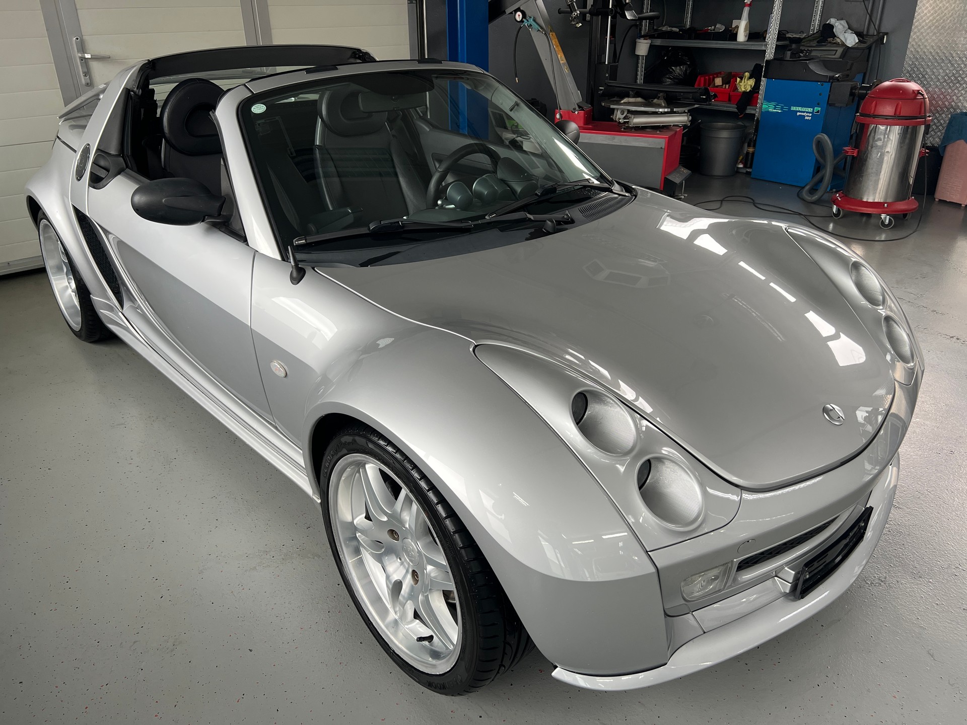 SMART roadster brabus-image-2