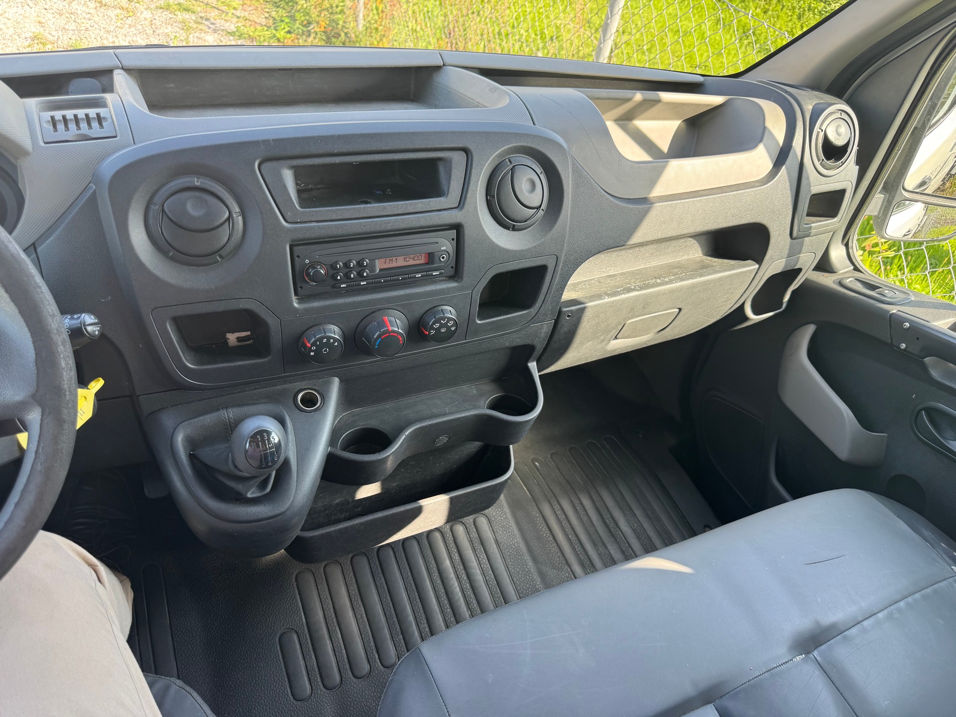 RENAULT Master T35 2.3dCi L2H1-image-10