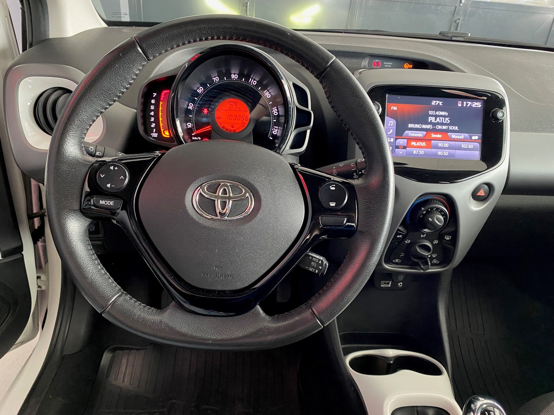 TOYOTA Aygo 1.0 VVT-i Trend-image-9