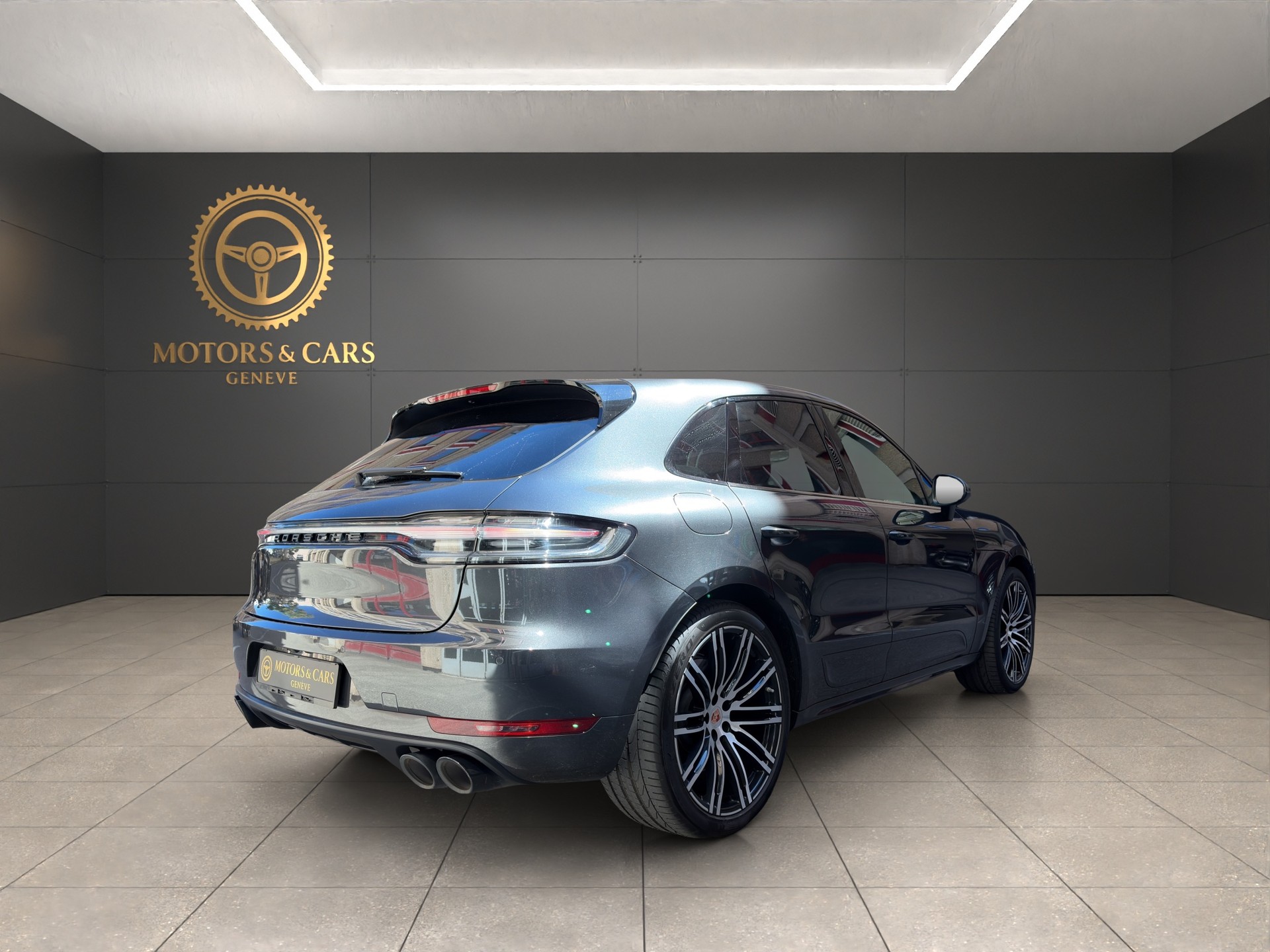 PORSCHE Macan GTS PDK-image-6