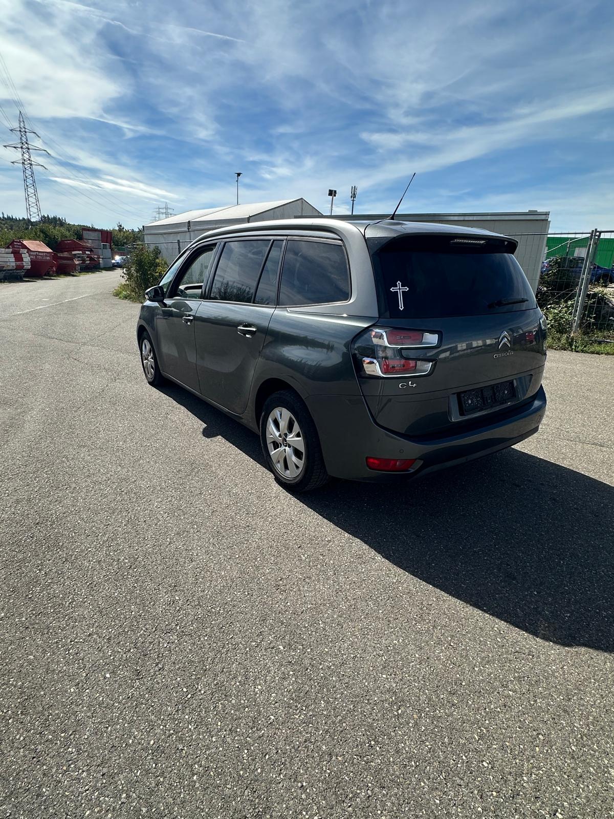 CITROEN C4 GRAND PICASSO-image-2