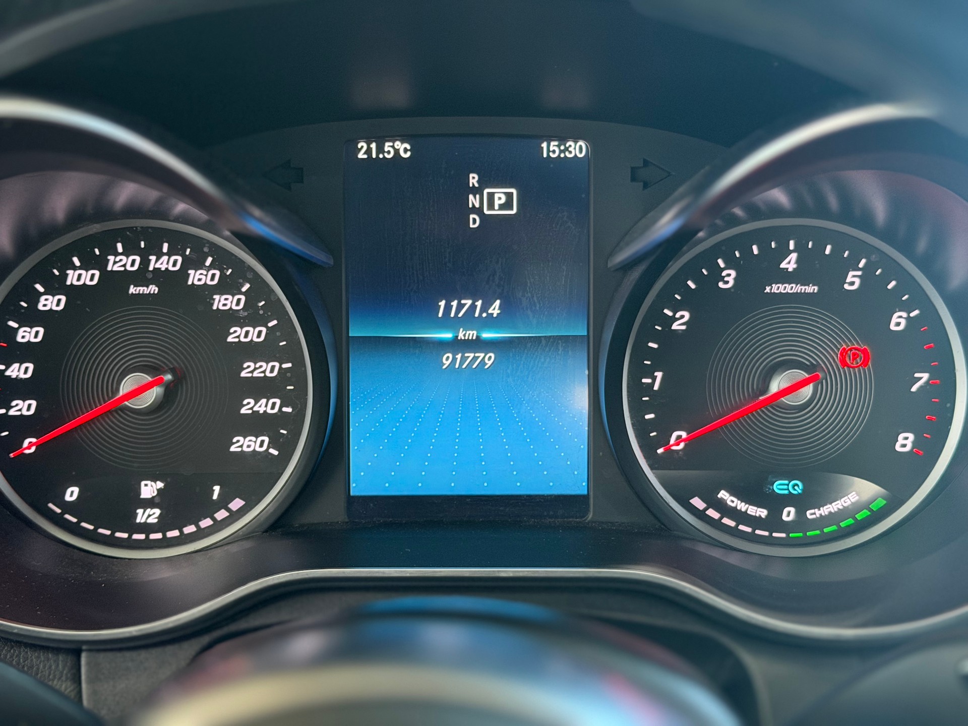 MERCEDES-BENZ C 200 AMG Line 9G-Tronic-image-7