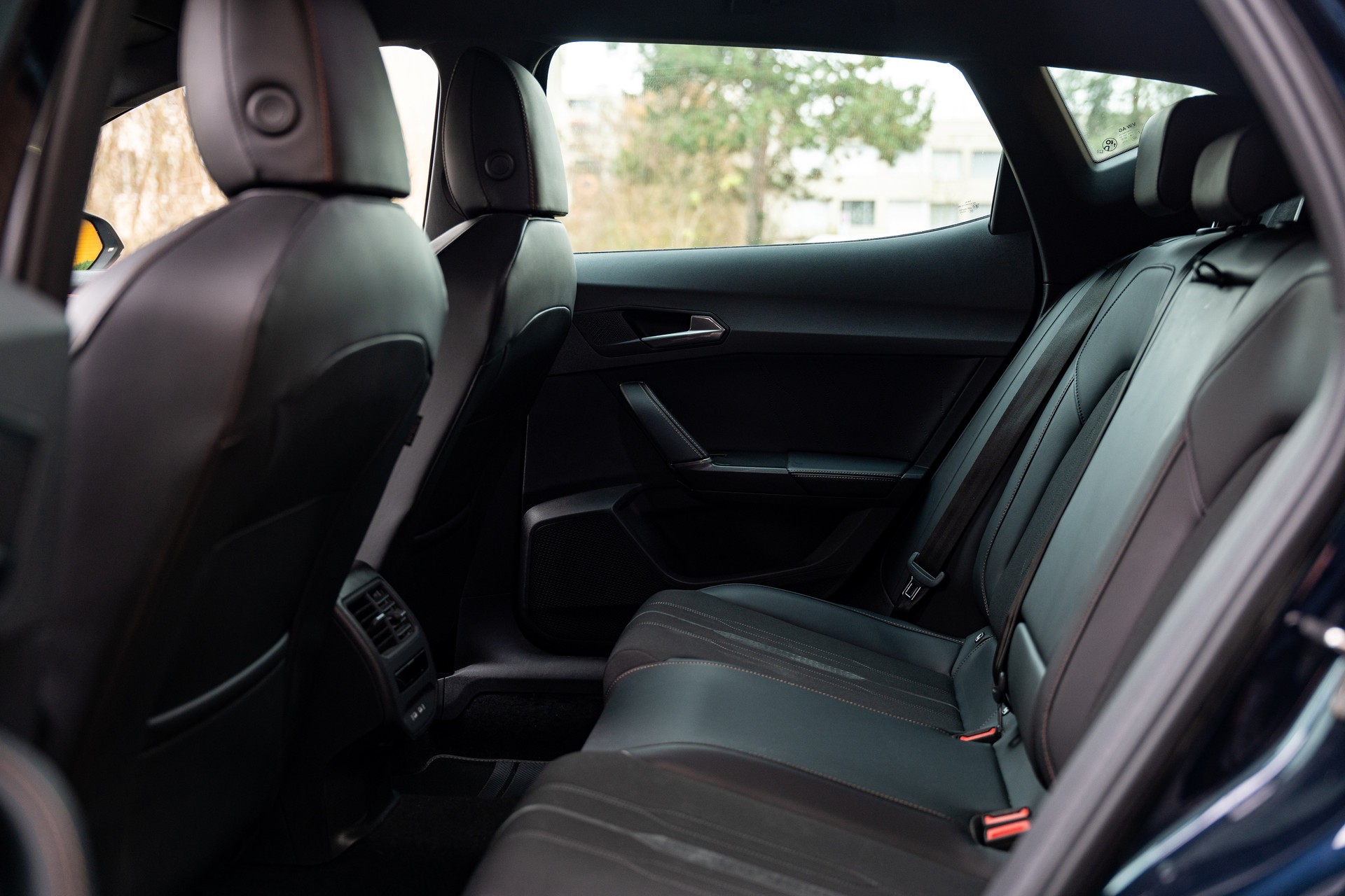 CUPRA Formentor 1.5 TSI DSG-image-12