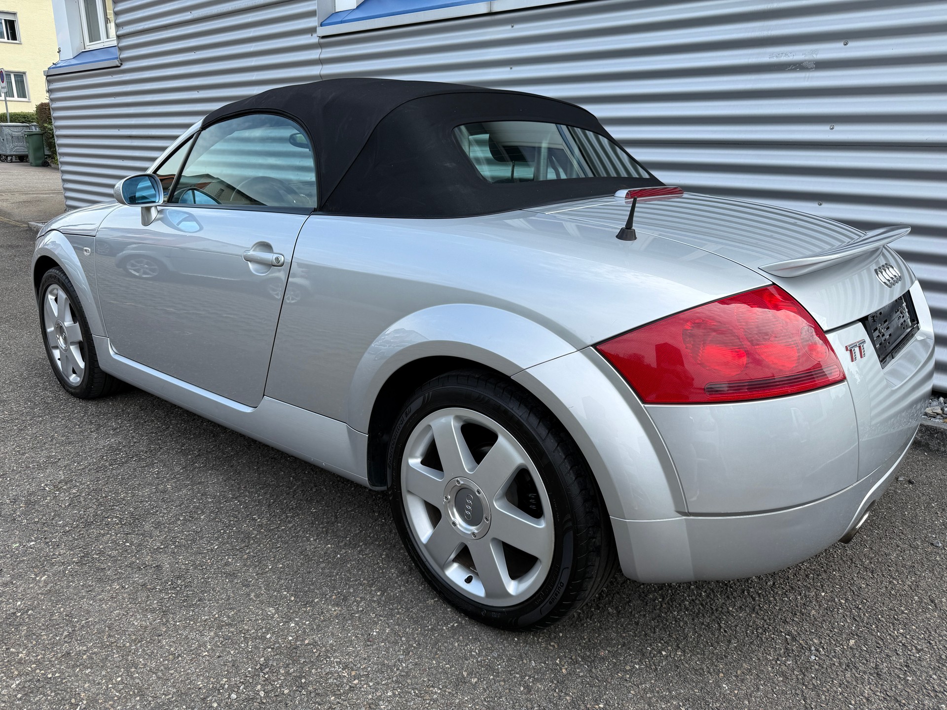 AUDI TT Roadster 1.8 T-image-15