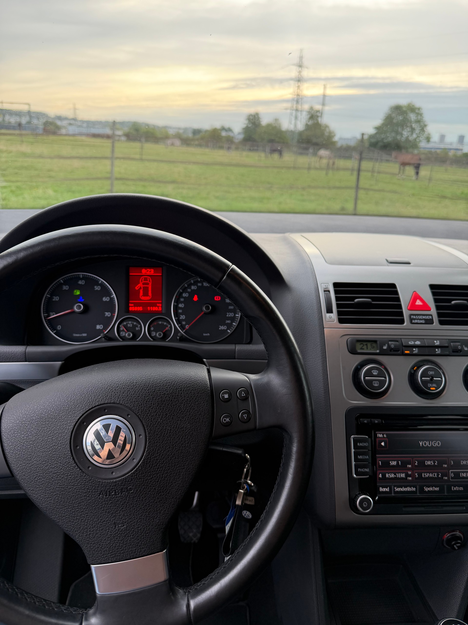 VW Touran 1.4 EcoFuel Team-image-8