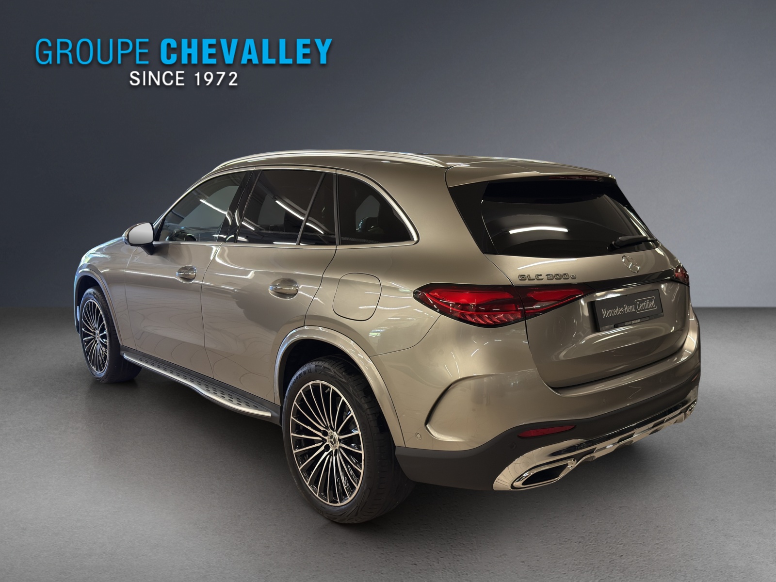 MERCEDES-BENZ GLC 300 e 4M 9G-Tronic-image-3
