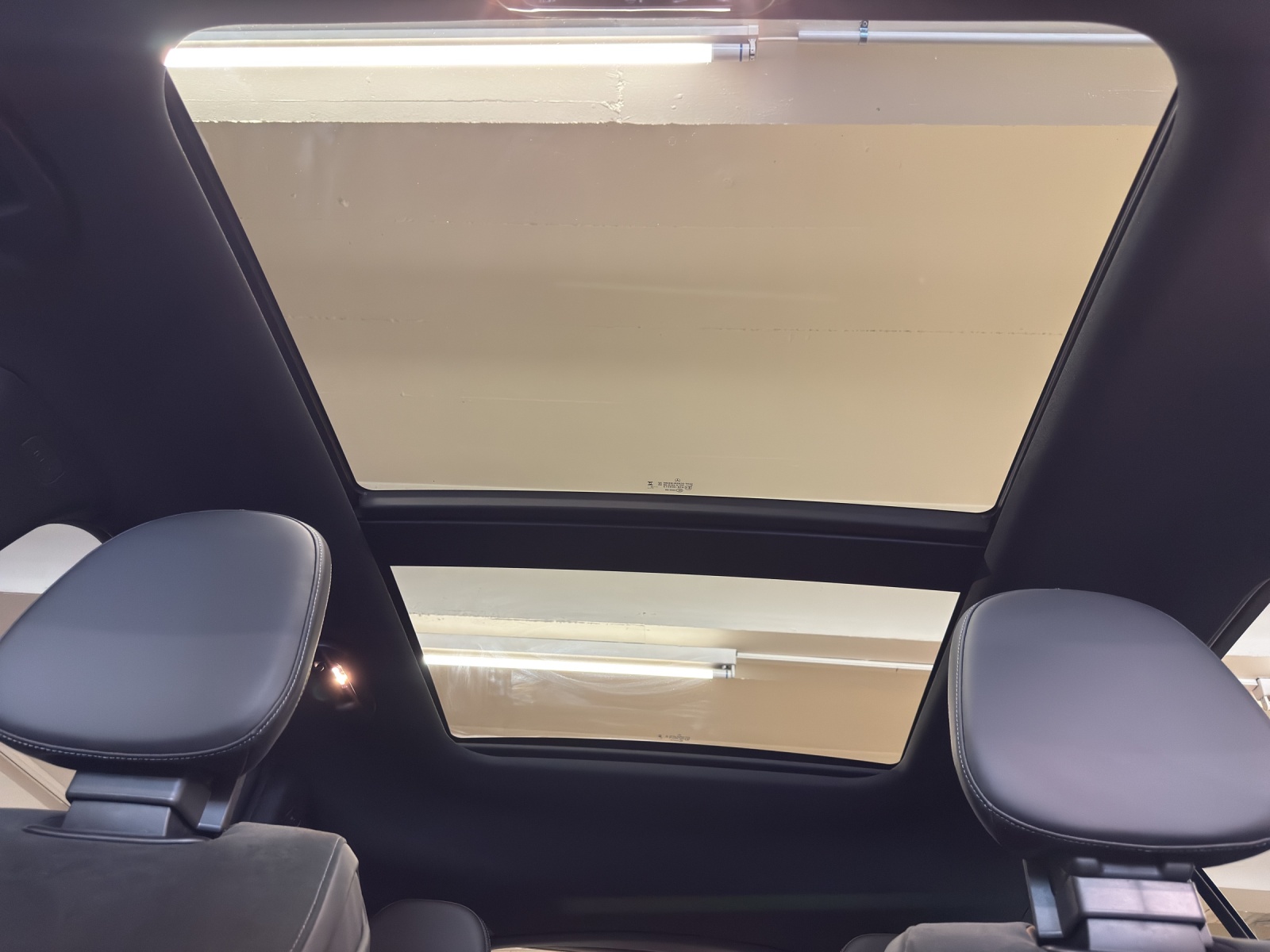 MERCEDES-BENZ GLC 300 e 4M 9G-Tronic-image-10