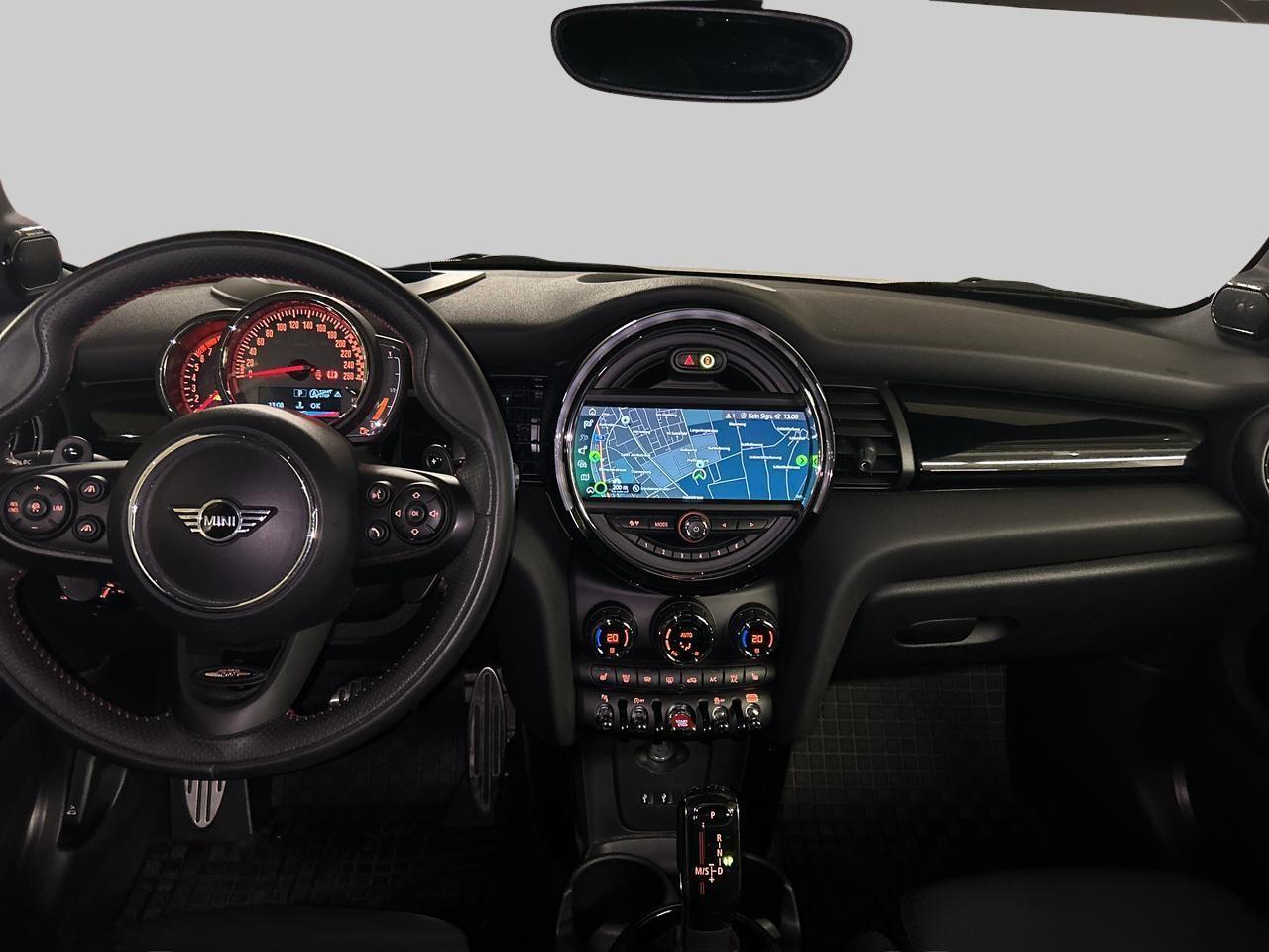 MINI John Cooper Works-image-16