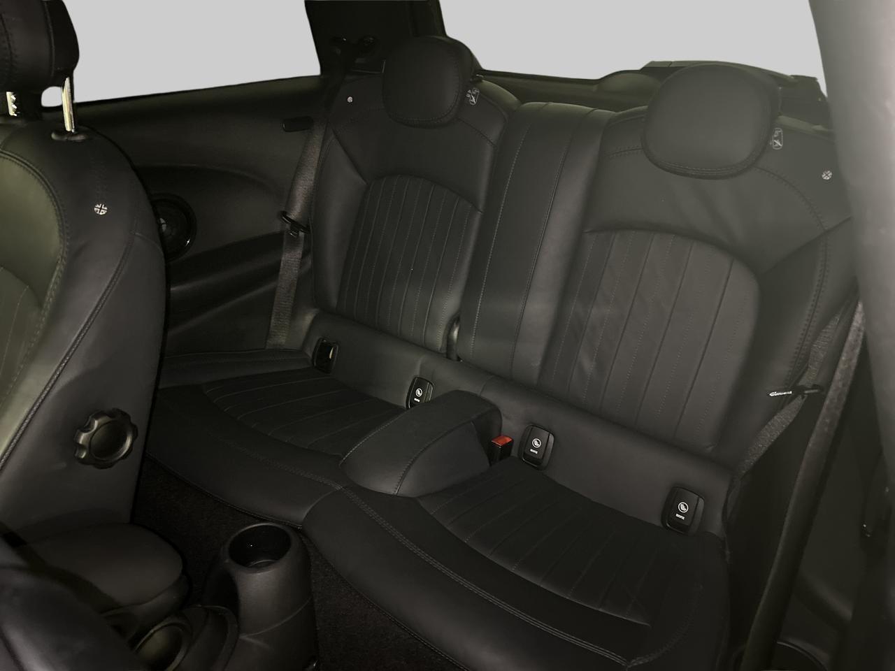 MINI John Cooper Works-image-14