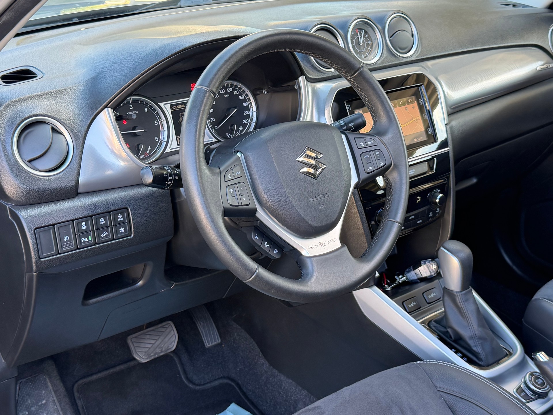 SUZUKI Vitara 1.6 TD Tradizio Top TCSS-image-10