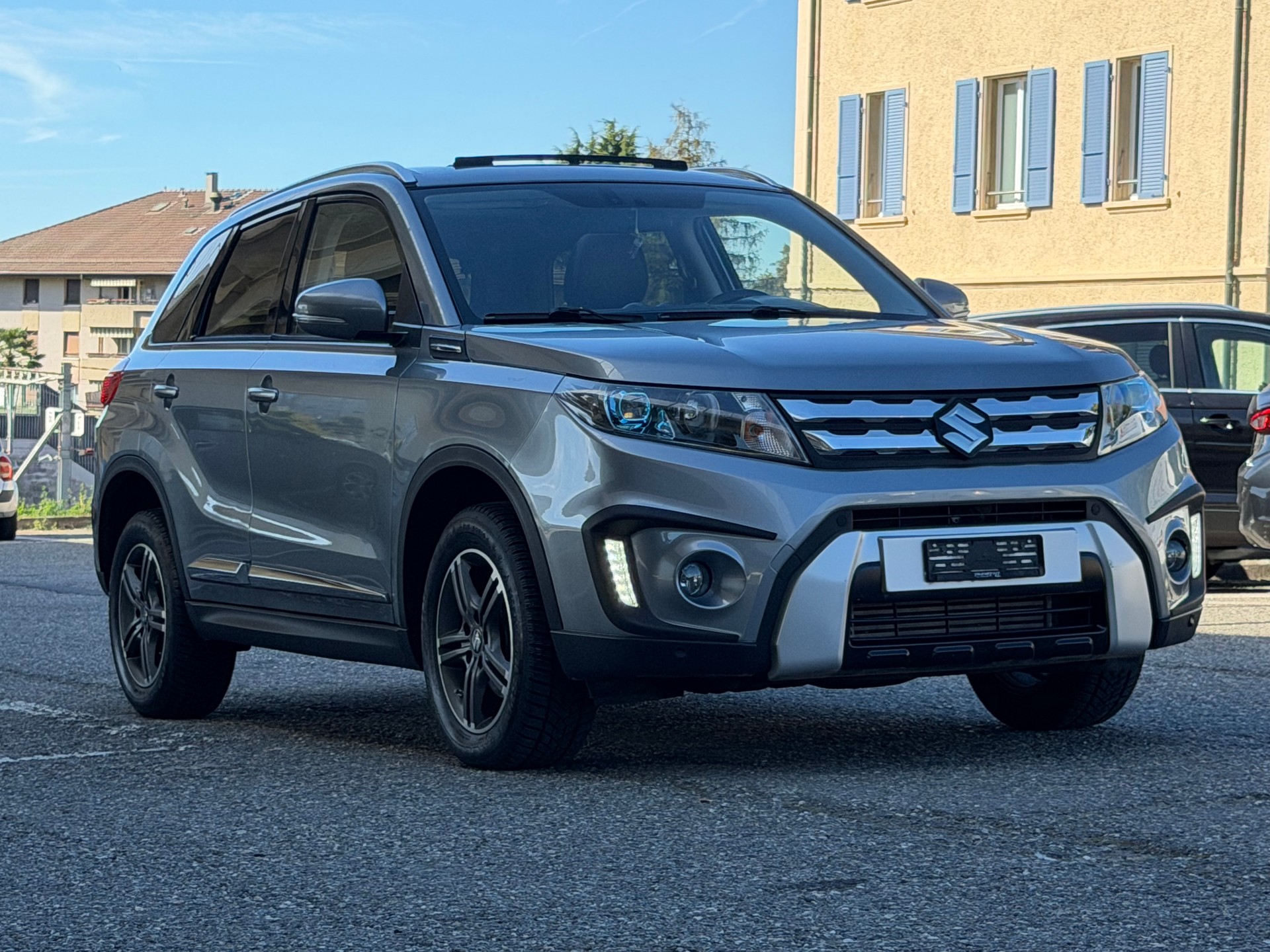SUZUKI Vitara 1.6 TD Tradizio Top TCSS-image-3