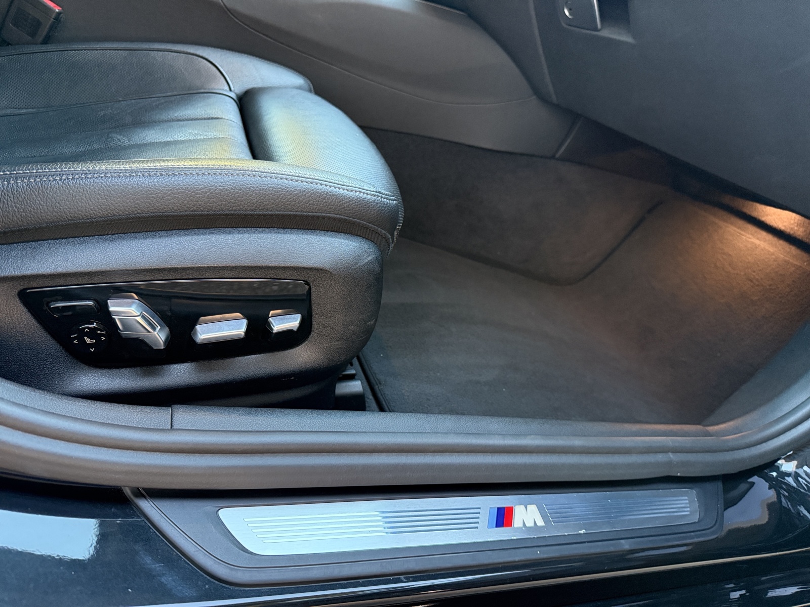 BMW 520d X-Drive M-PAKET-image-15