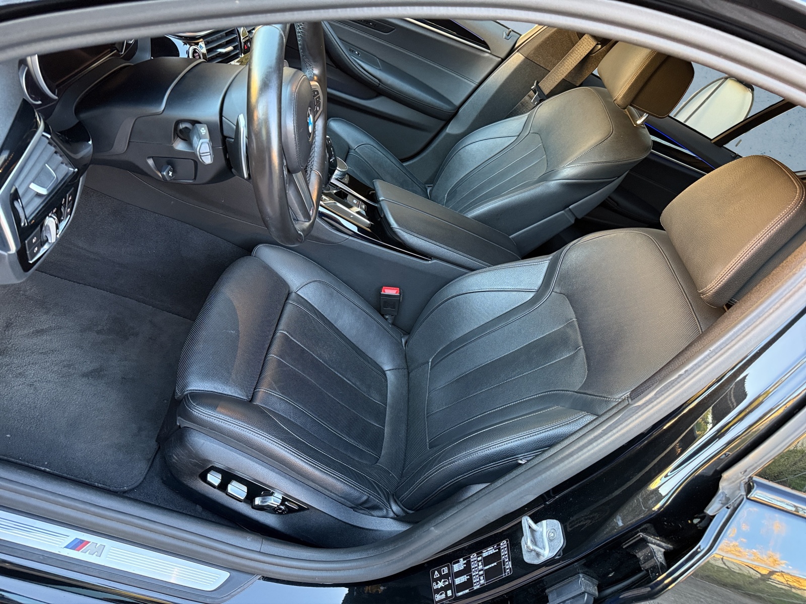 BMW 520d X-Drive M-PAKET-image-6