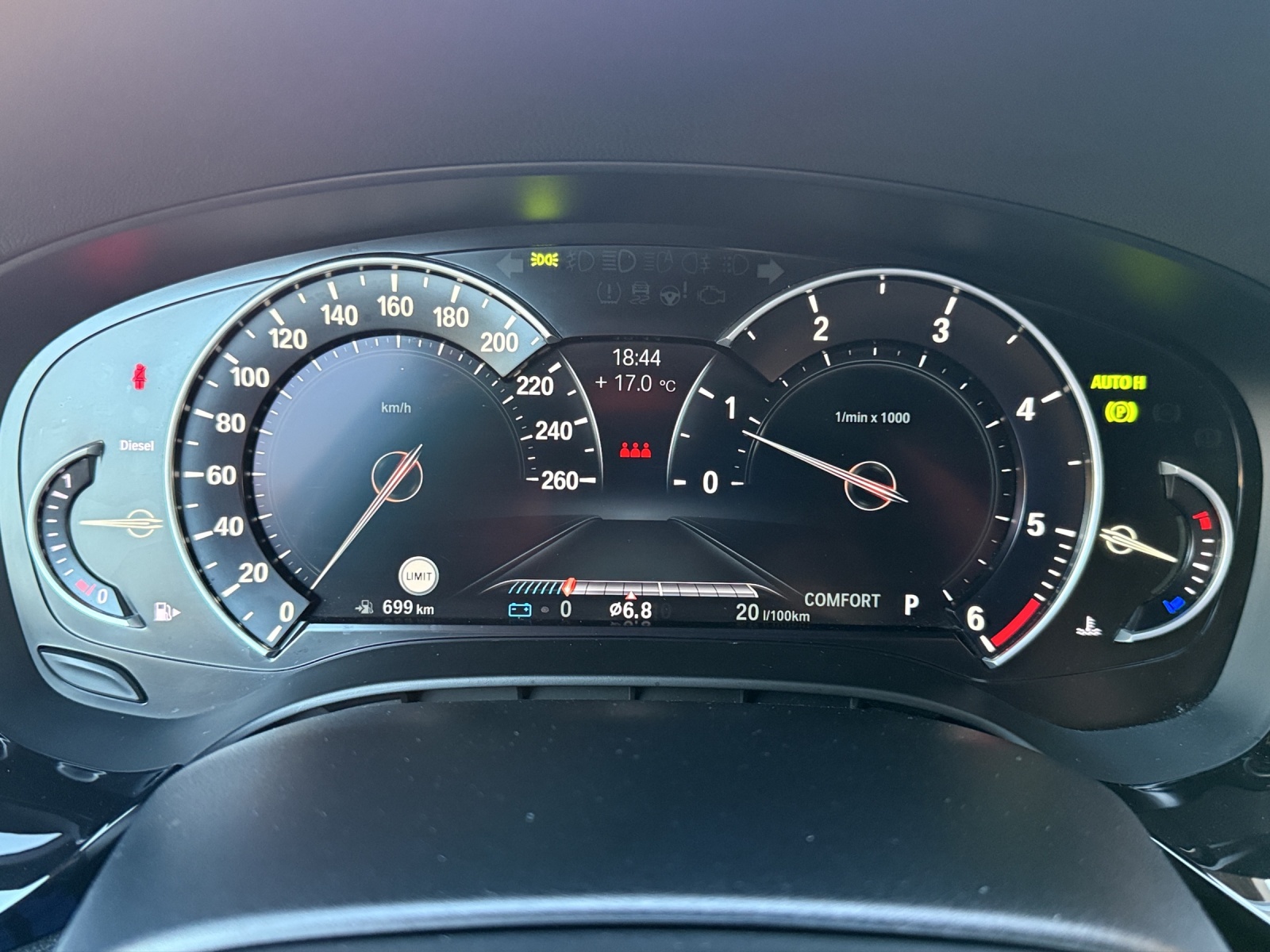 BMW 520d X-Drive M-PAKET-image-9