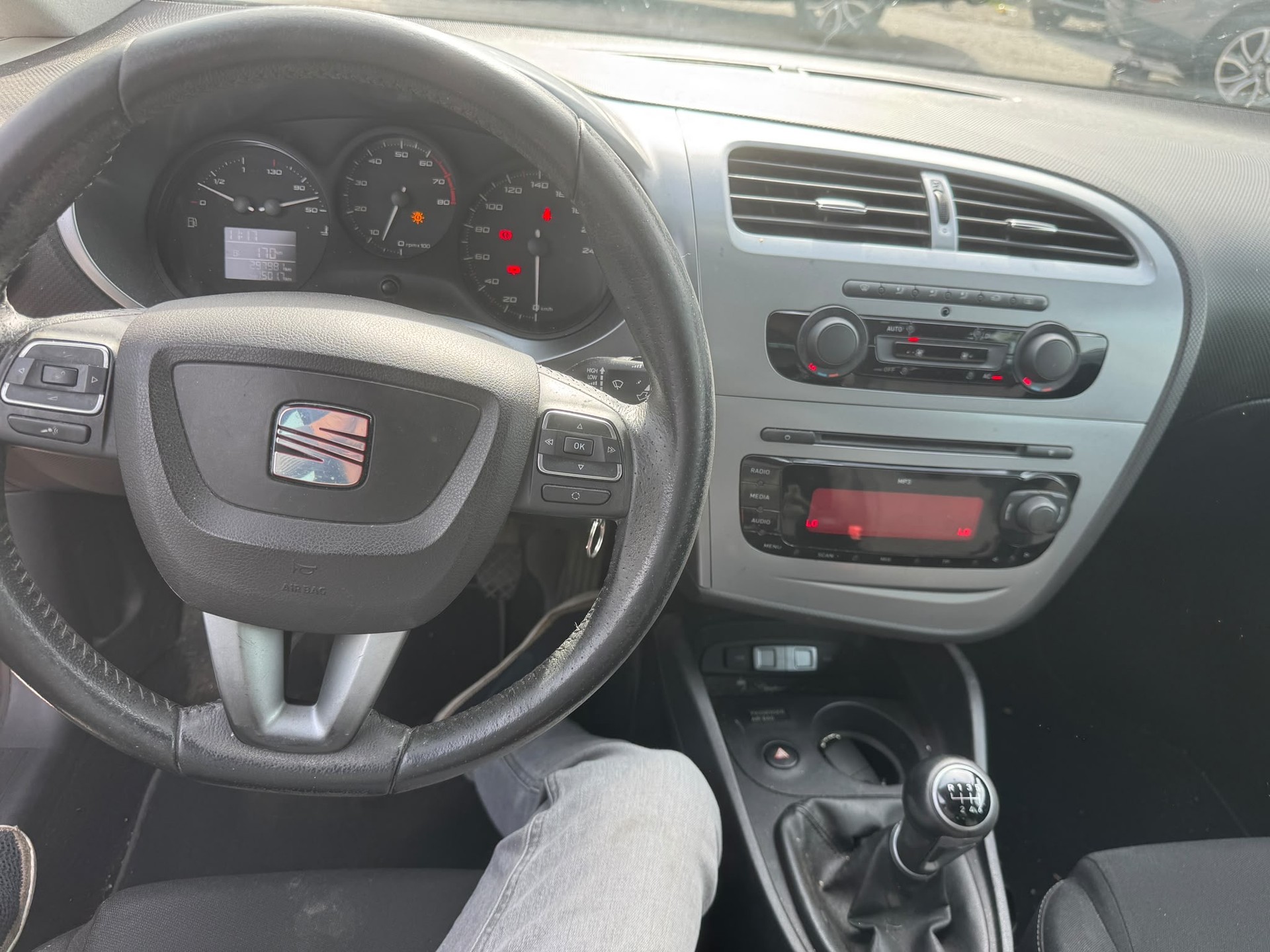 SEAT Leon 1.4 TSI Style-image-10
